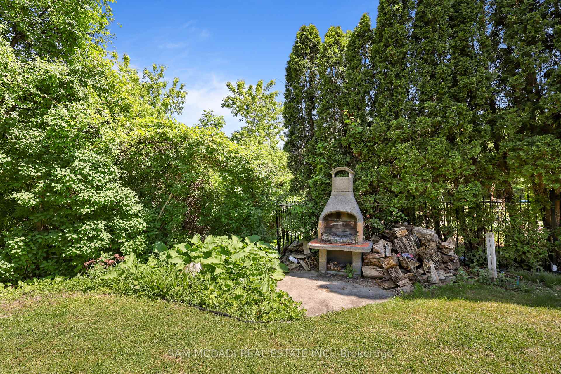 5078 Durie Road