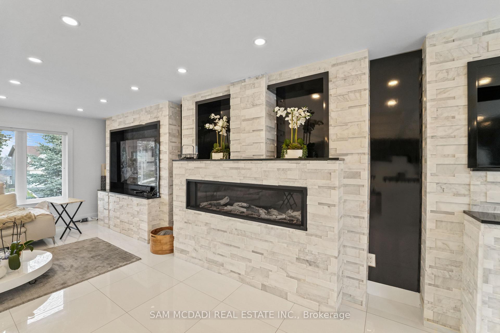 1434 Petrie Way