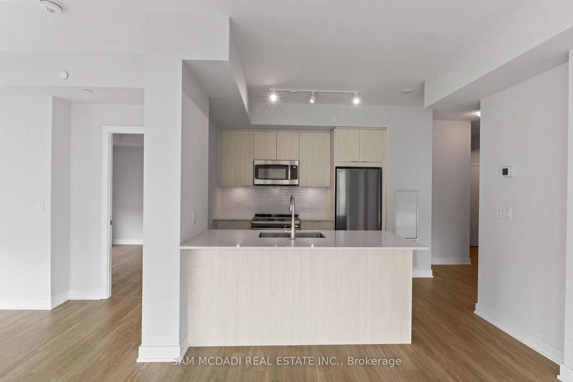 430 Square One Drive 4208
