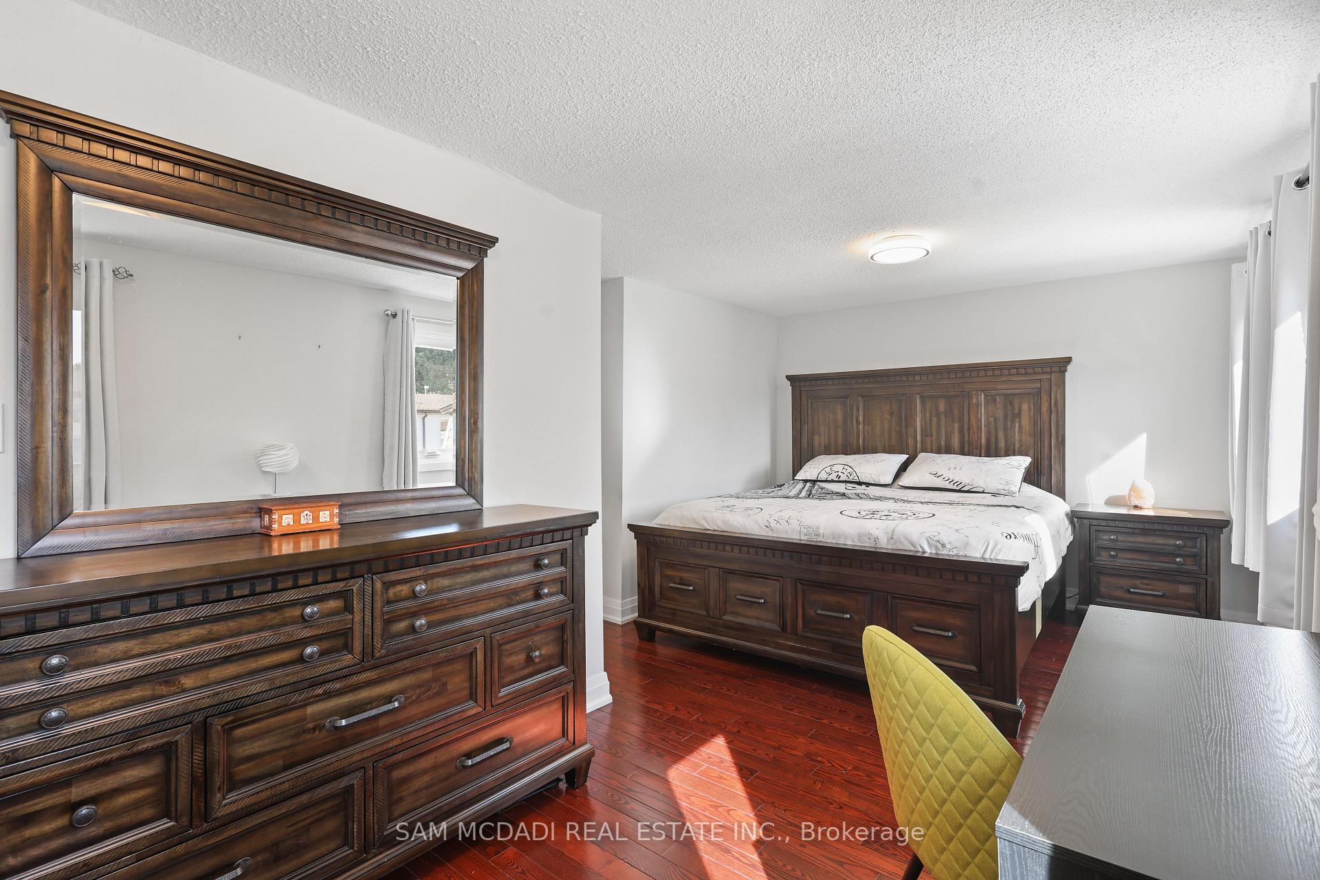 3175 Kirwin Avenue 45