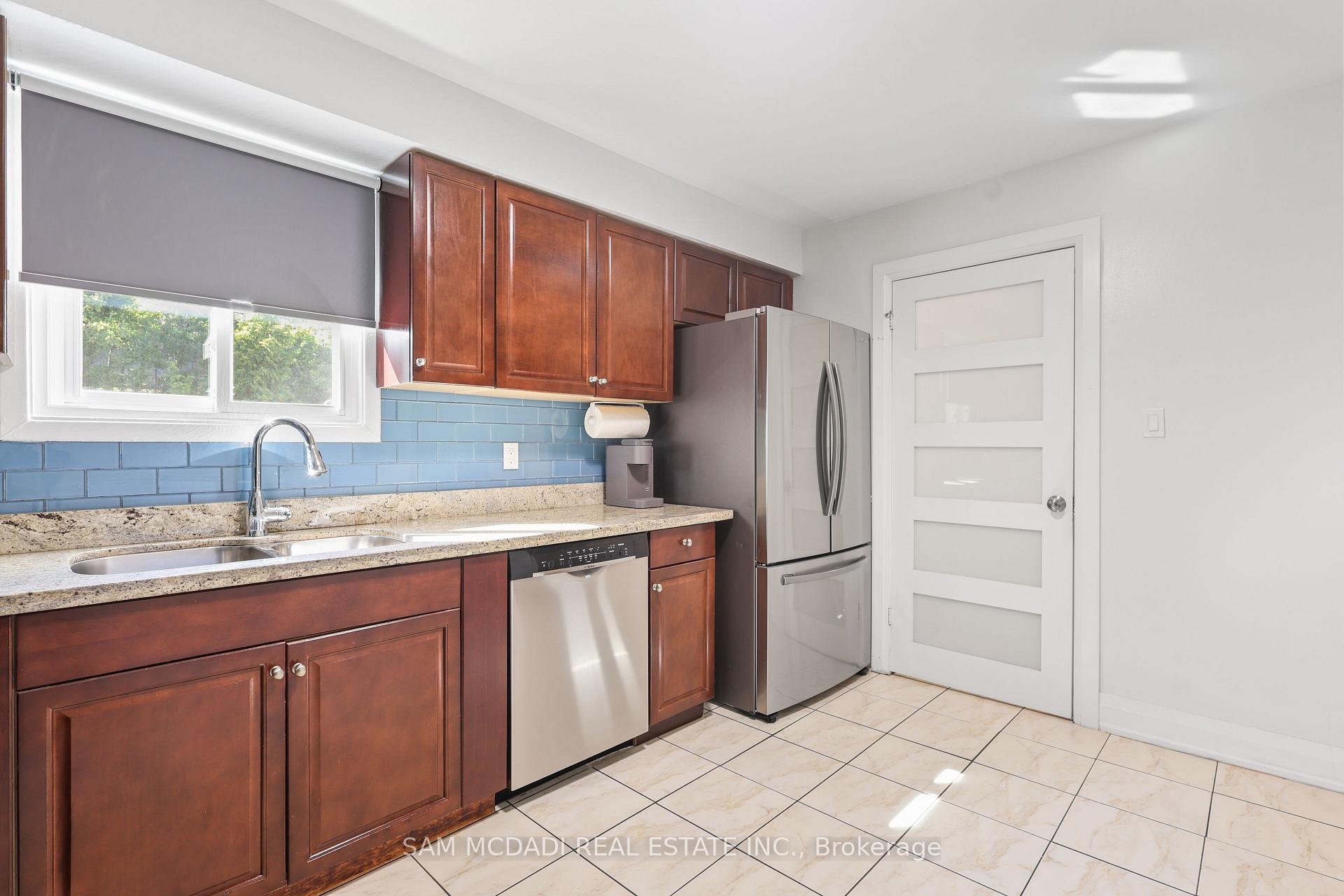 3175 Kirwin Avenue 45