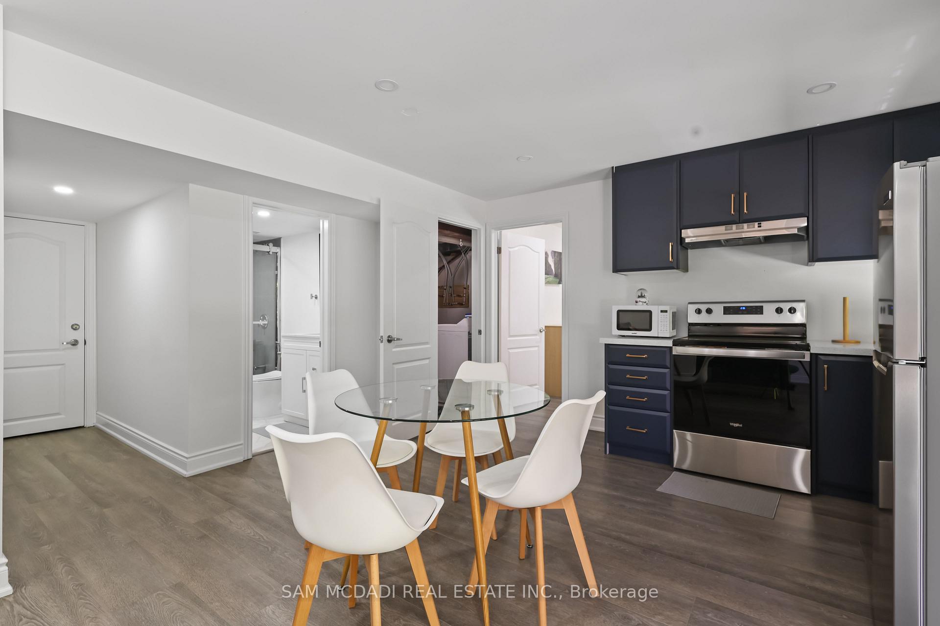 837 Magnolia Terrace