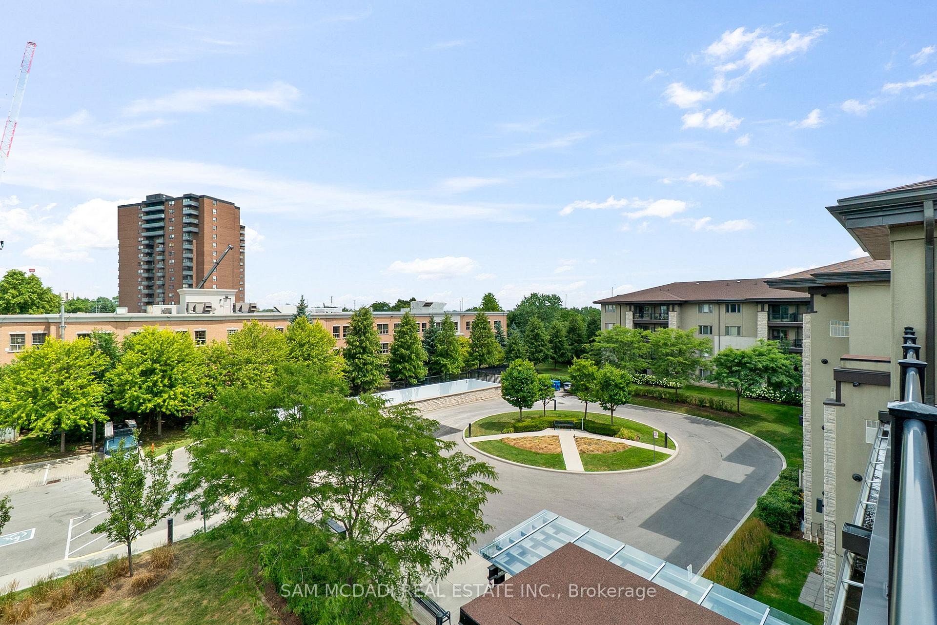 570 Lolita Gardens 332