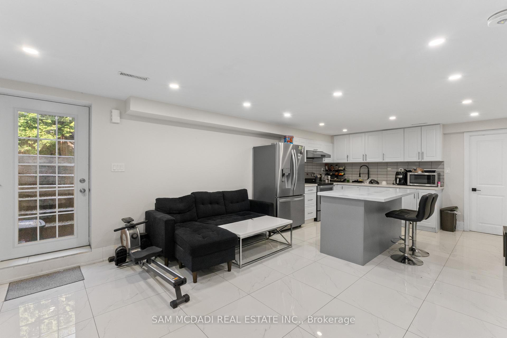 63 Maplewood Road