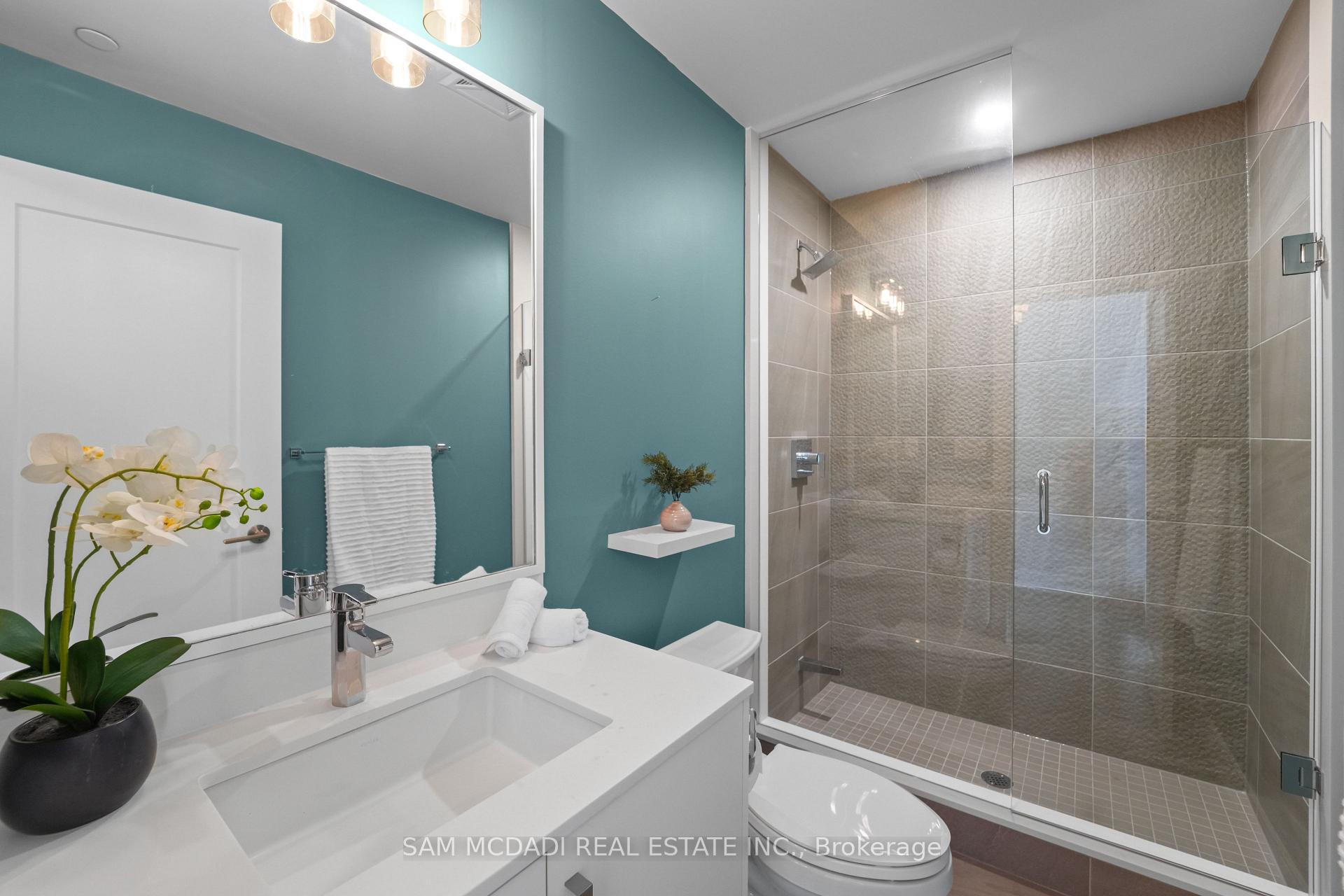 1575 Lakeshore Road W 415