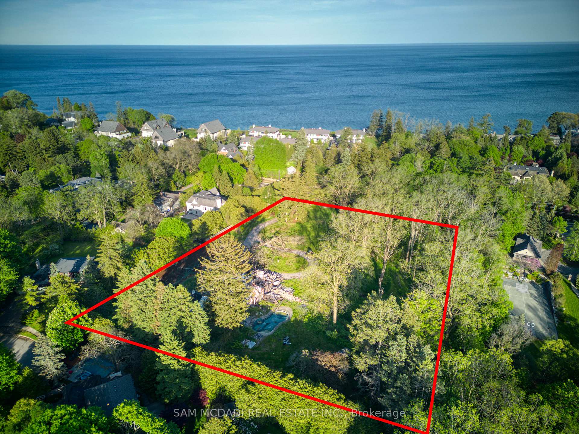 1475 Lakeshore Road E
