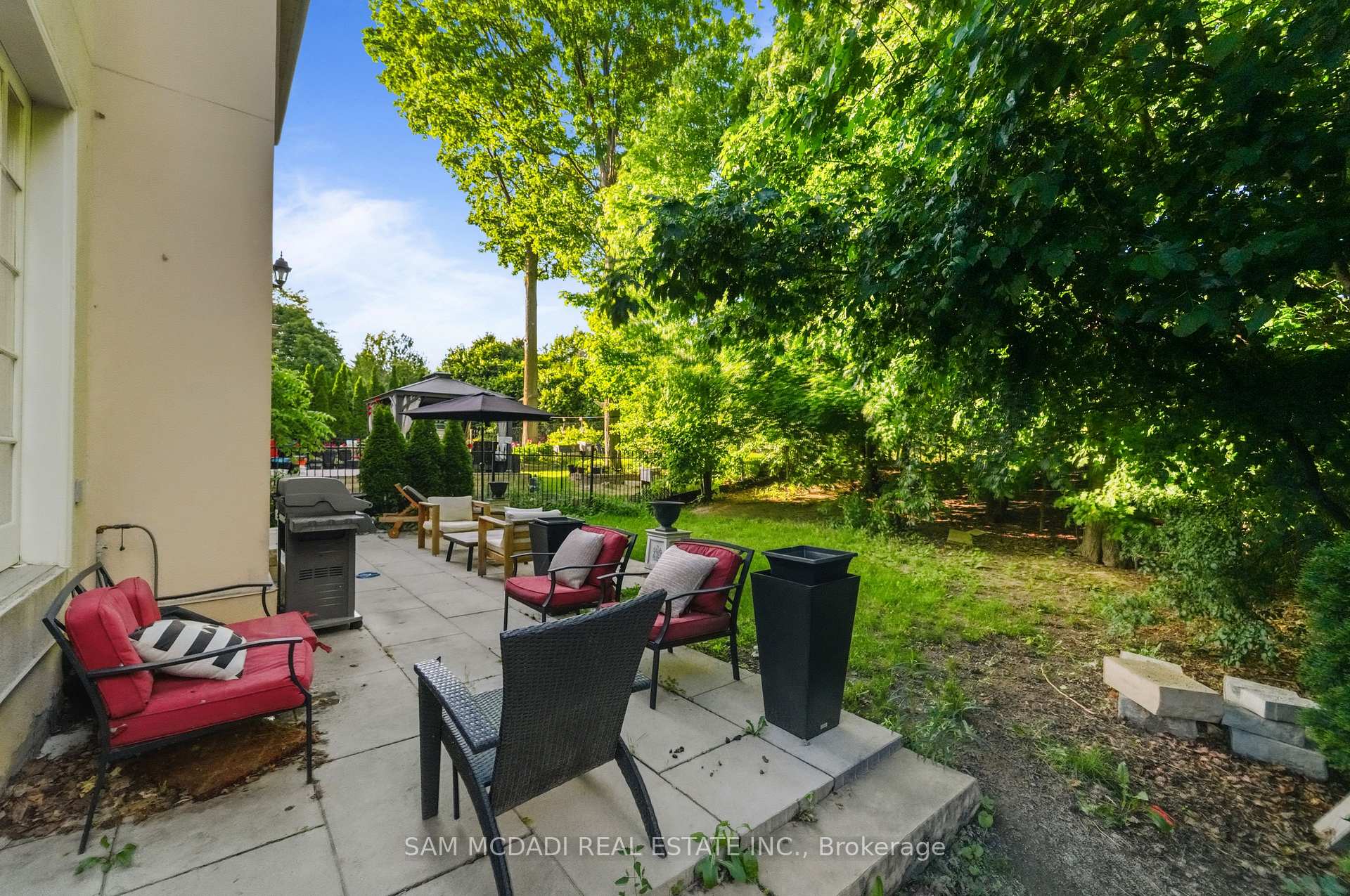 5481 Middleport Crescent