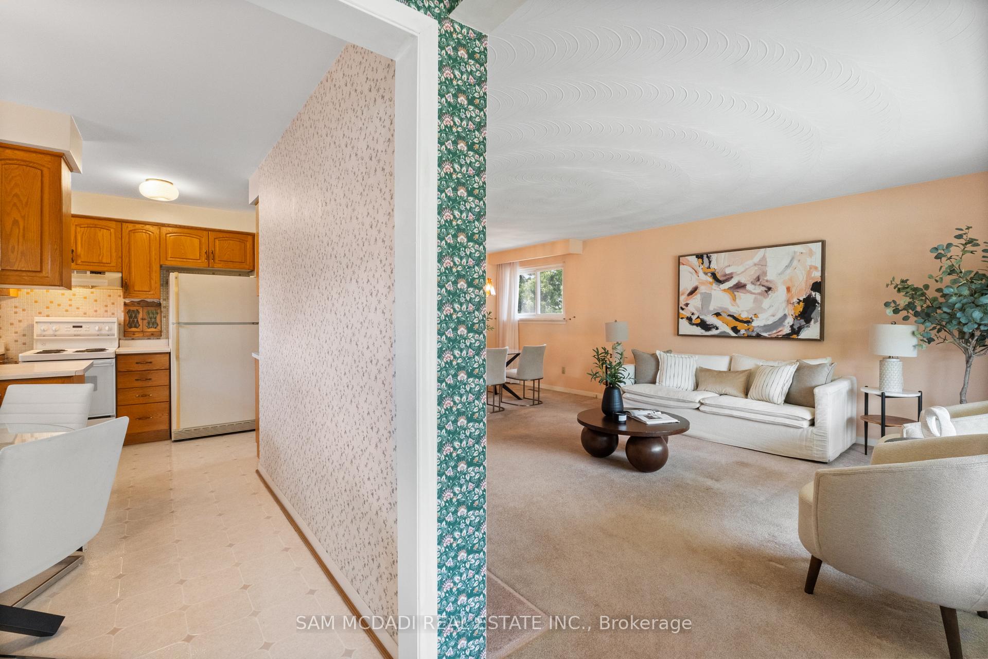 757 Netherton Crescent