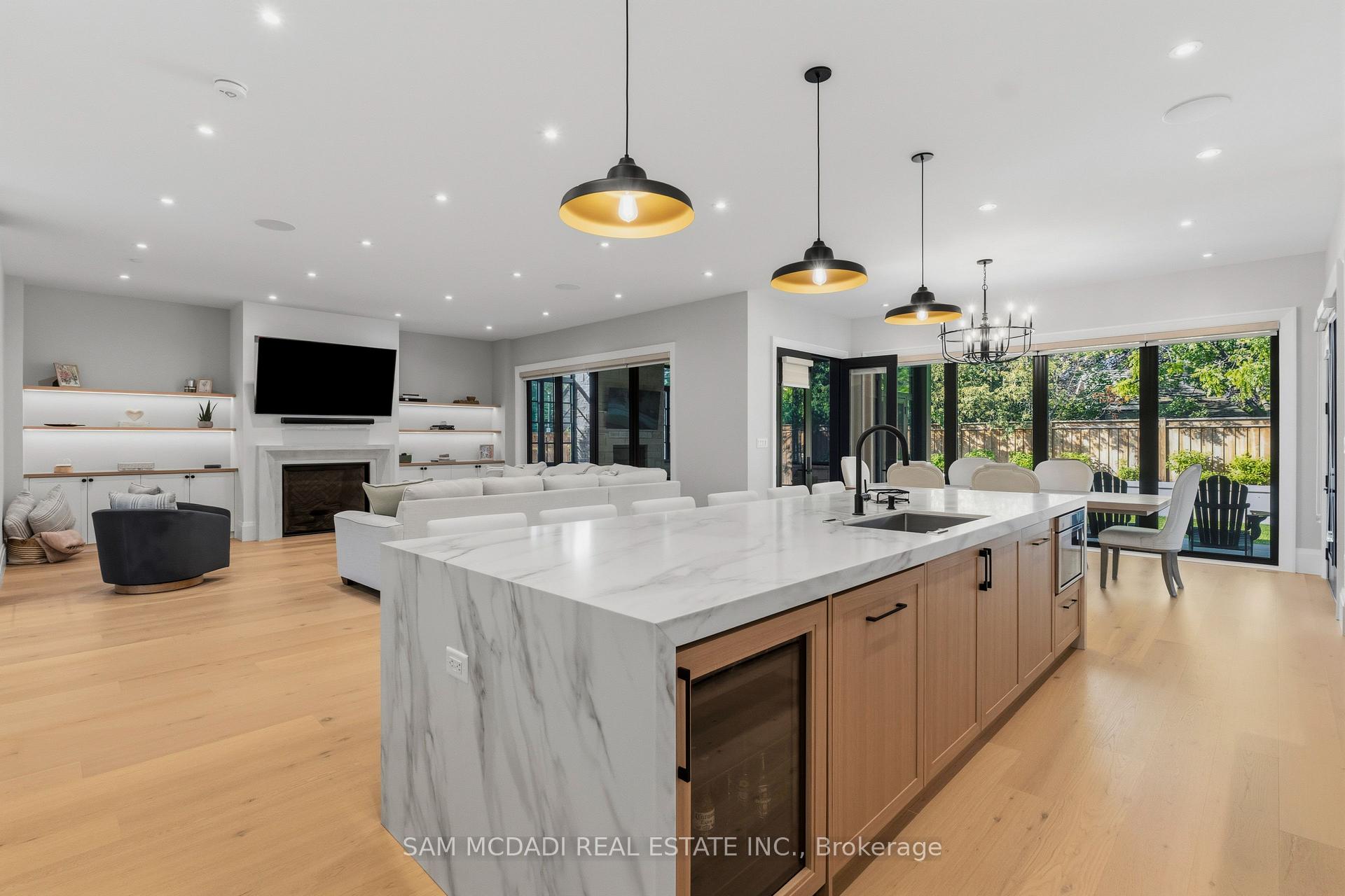 899 Danforth Place