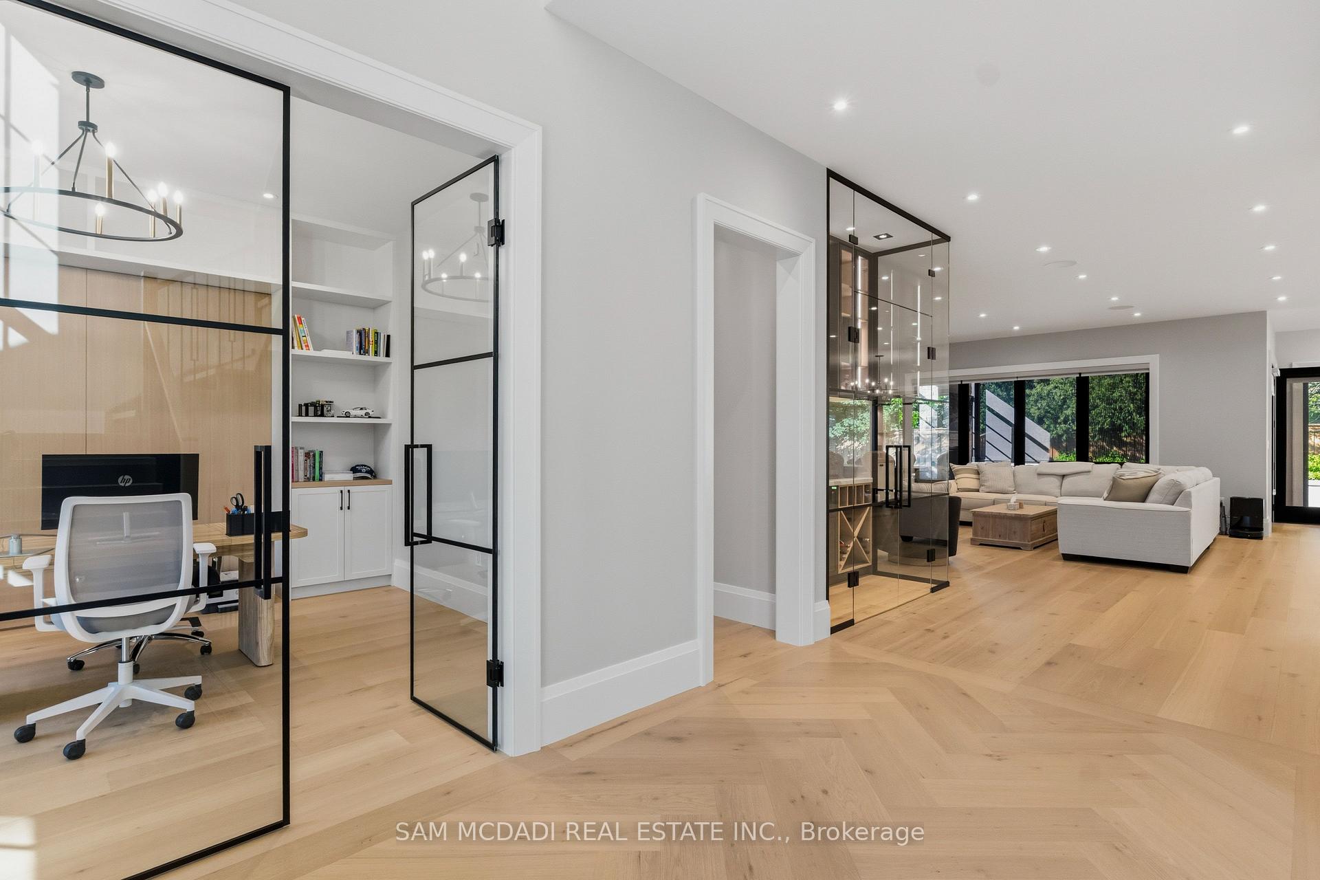 899 Danforth Place