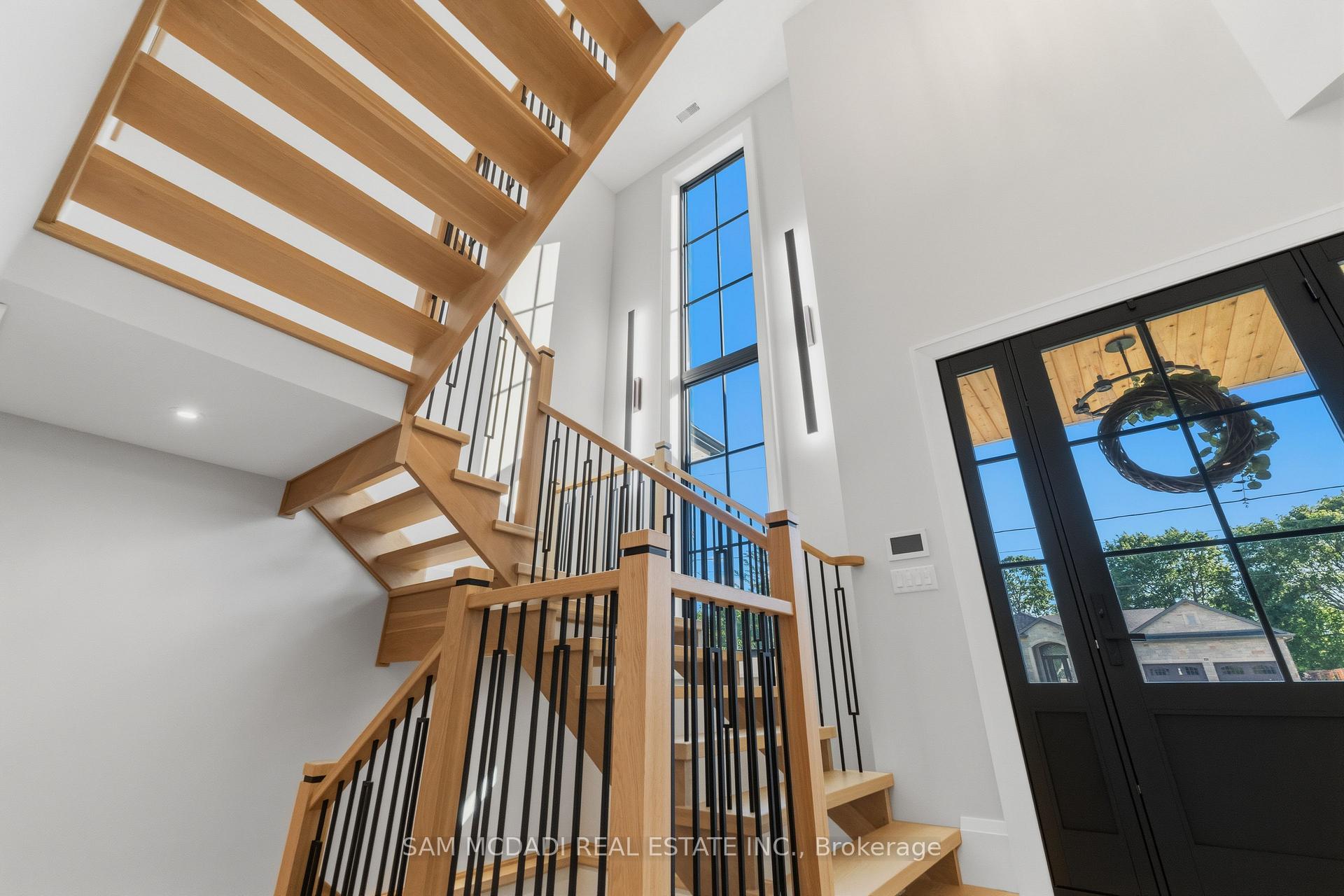 899 Danforth Place