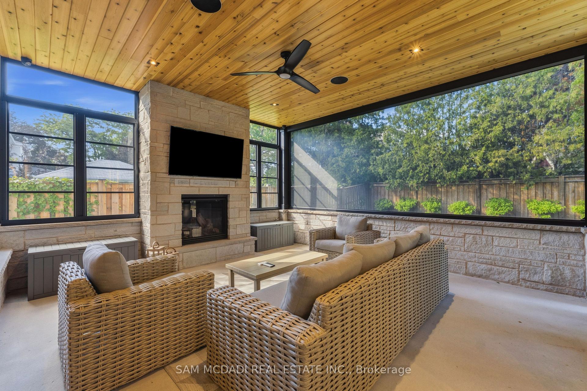 899 Danforth Place