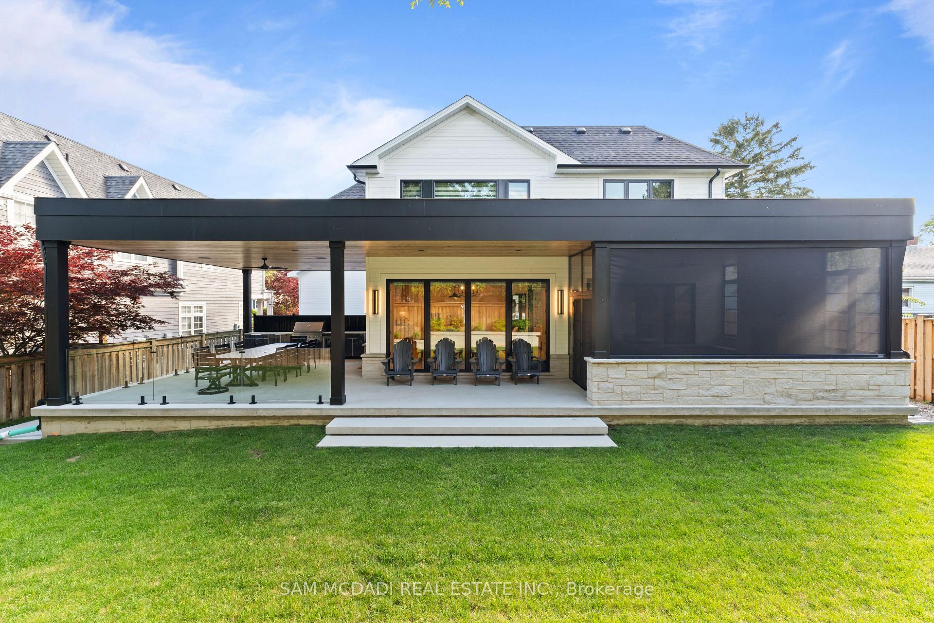 899 Danforth Place