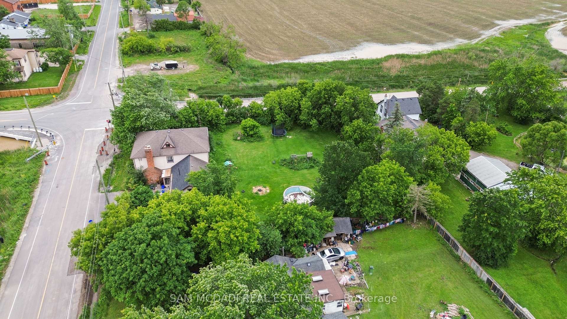 10043 Britannia Road