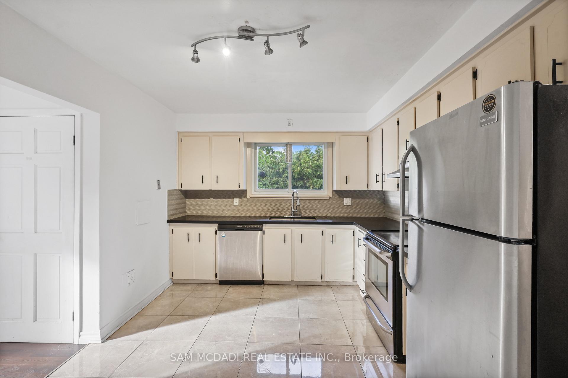 3456 Rexway Drive