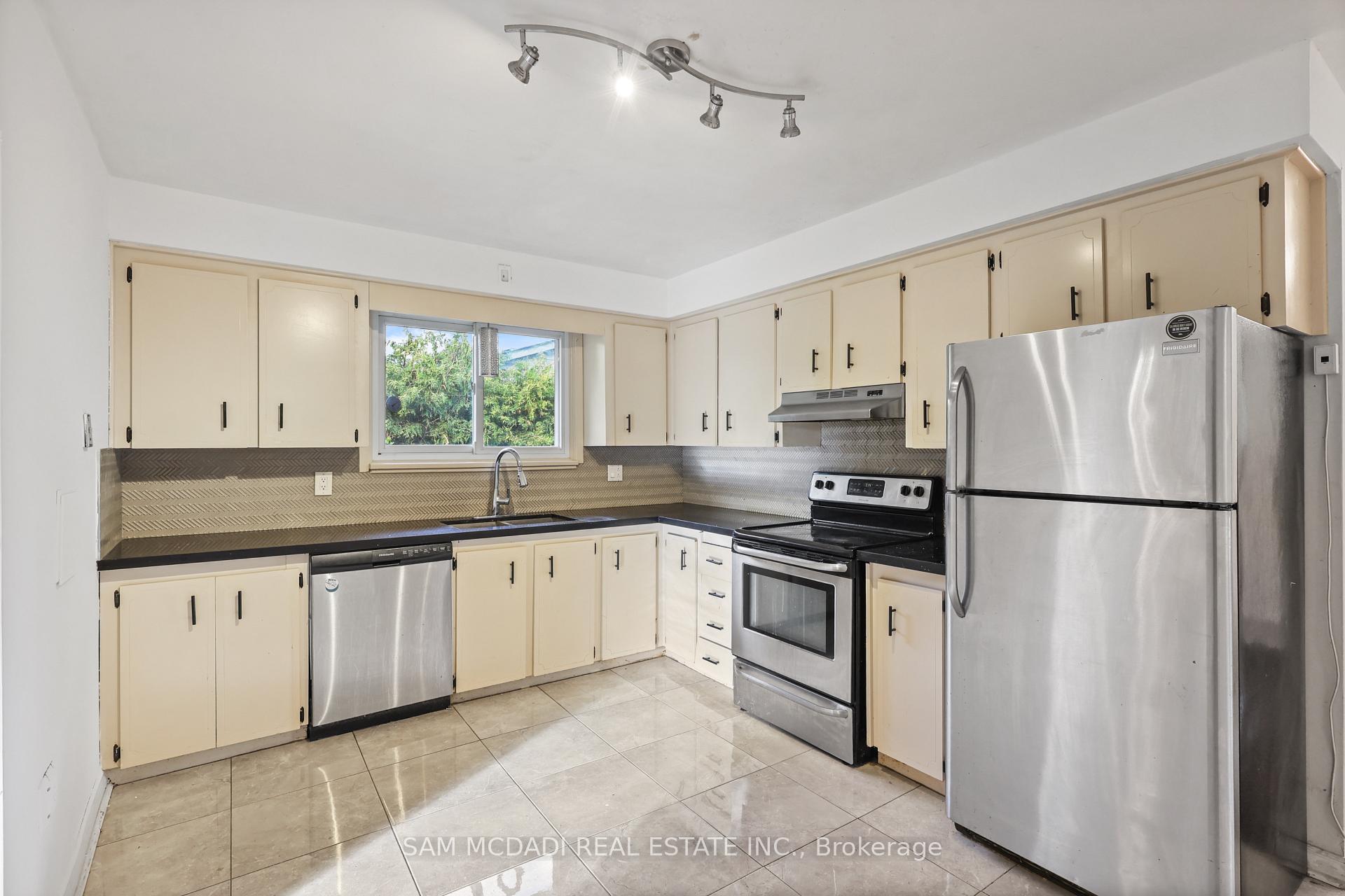 3456 Rexway Drive