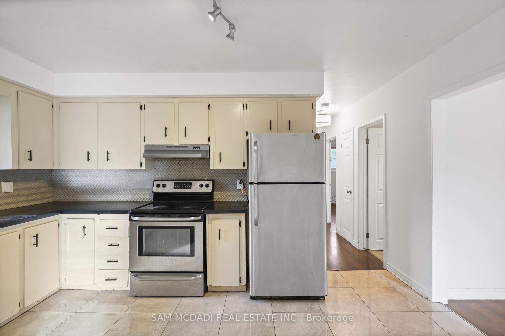 3456 Rexway Drive