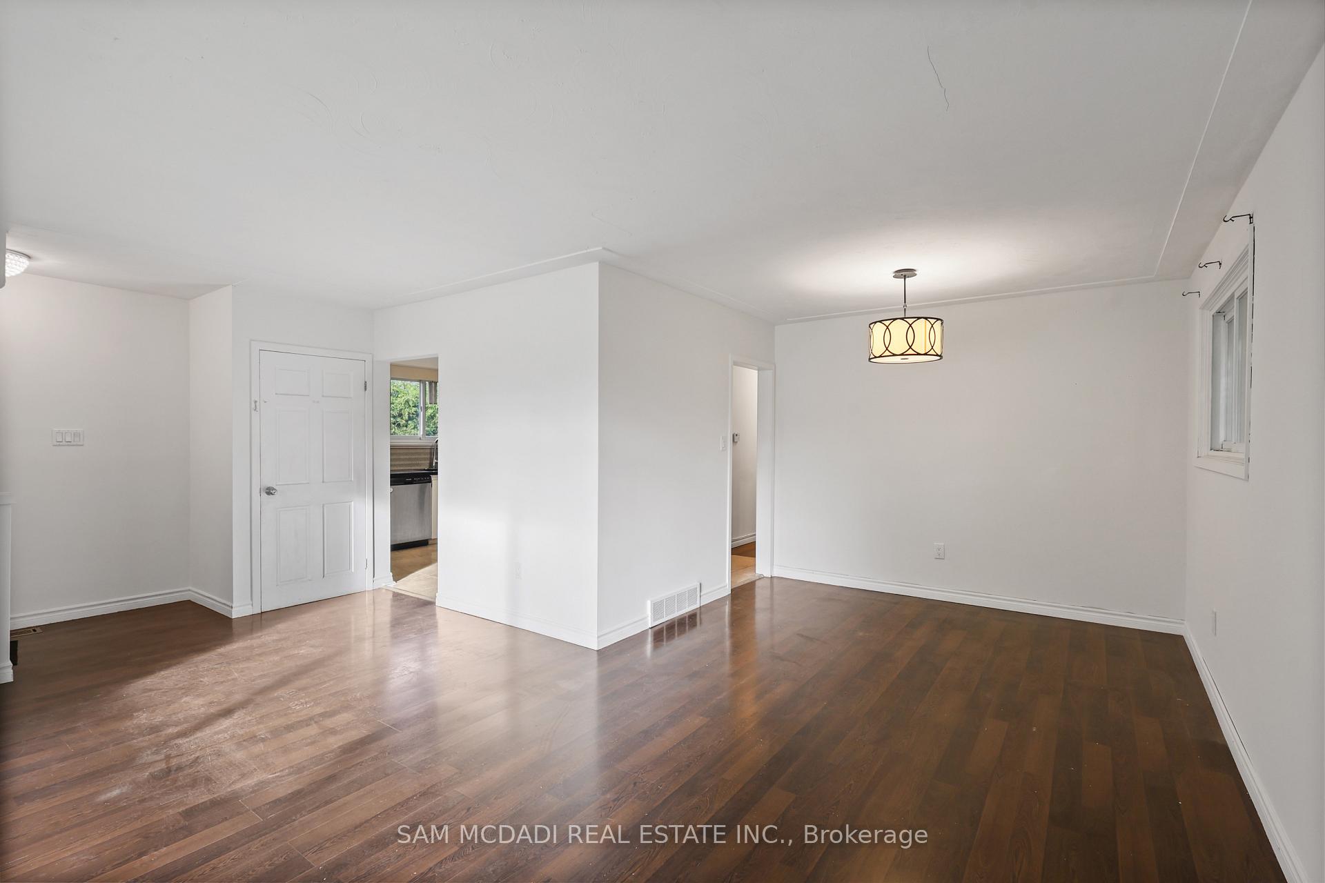 3456 Rexway Drive