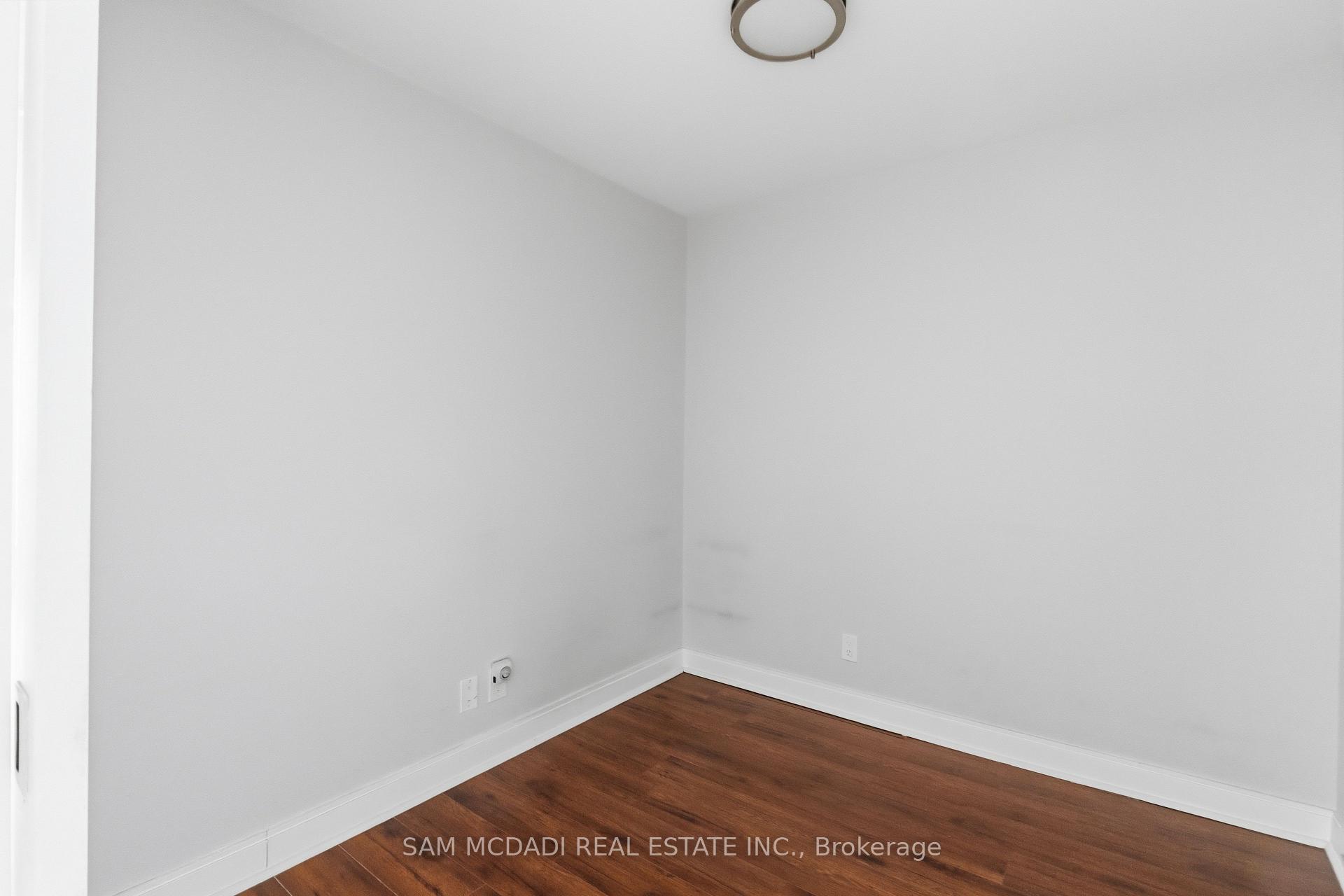 80 Absolute Avenue 1205