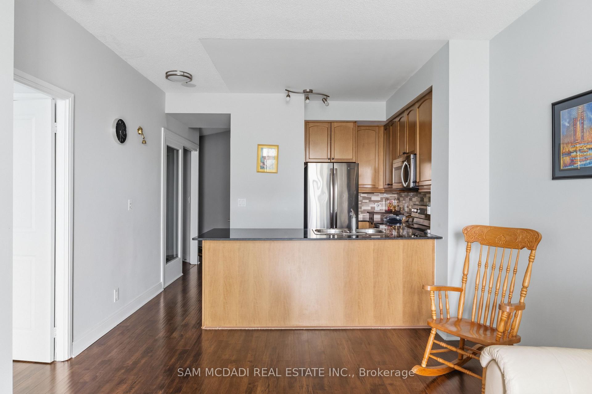 80 Absolute Avenue 1205