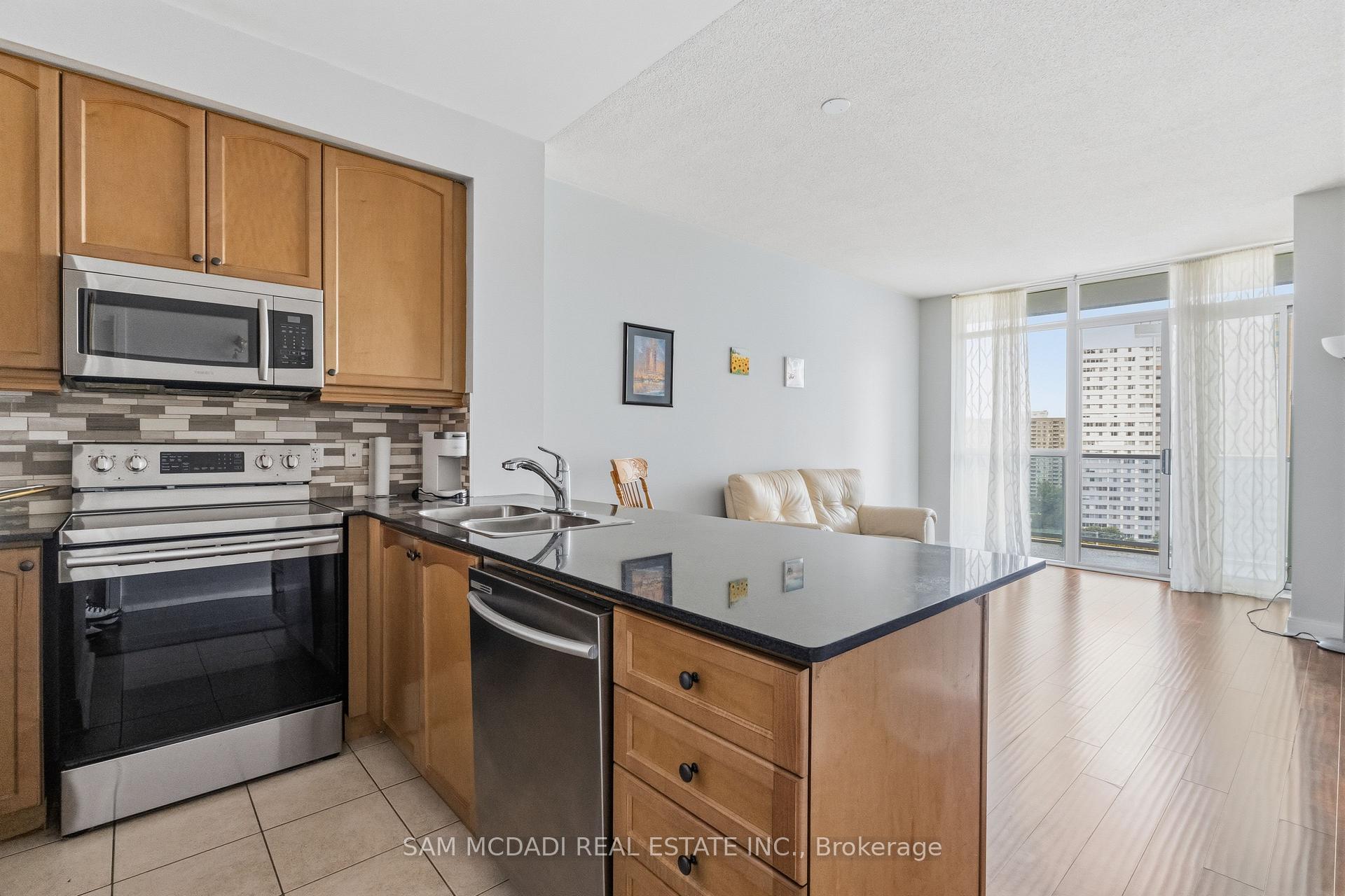 80 Absolute Avenue 1205