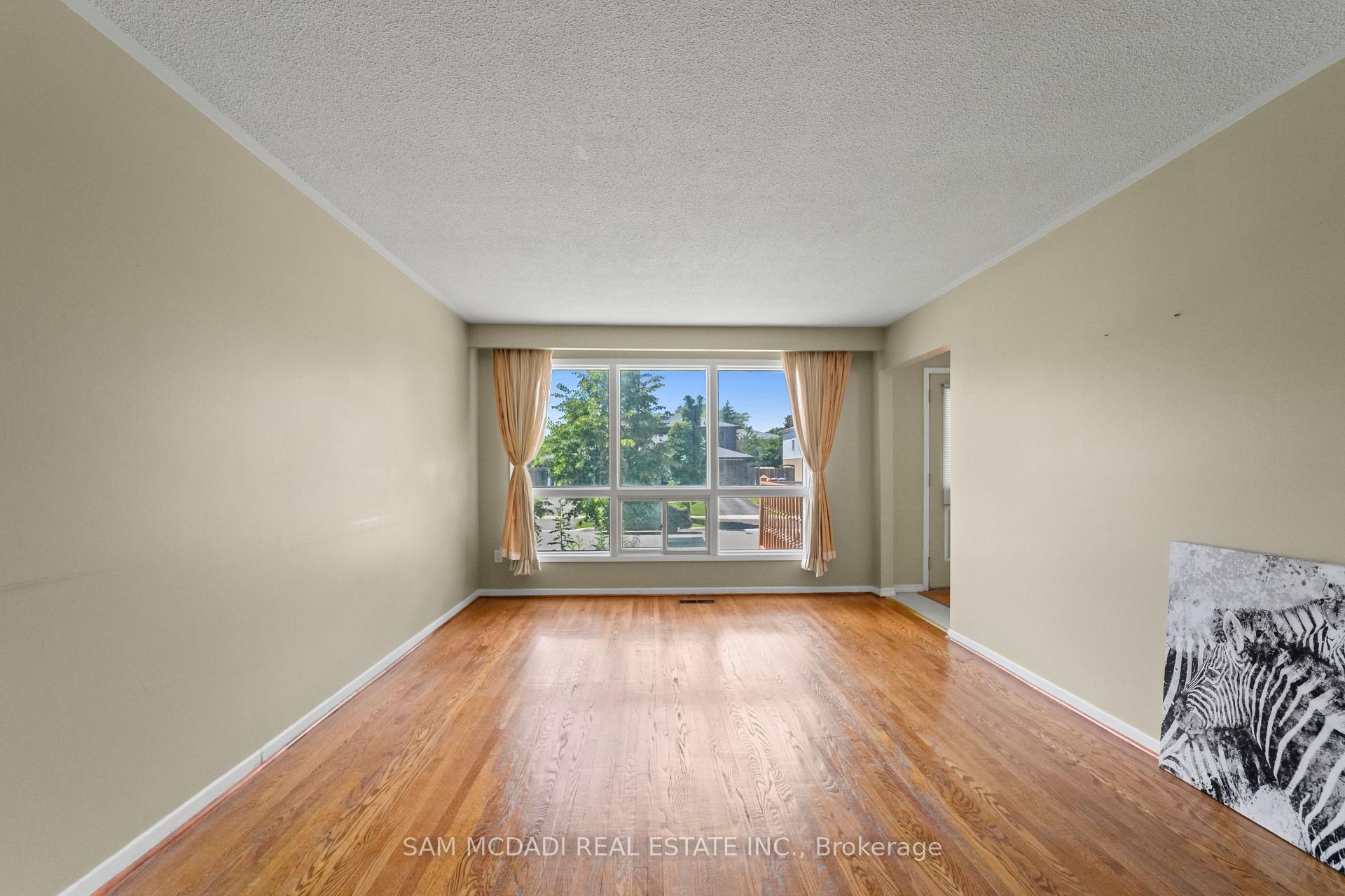 2644 Altadena Court