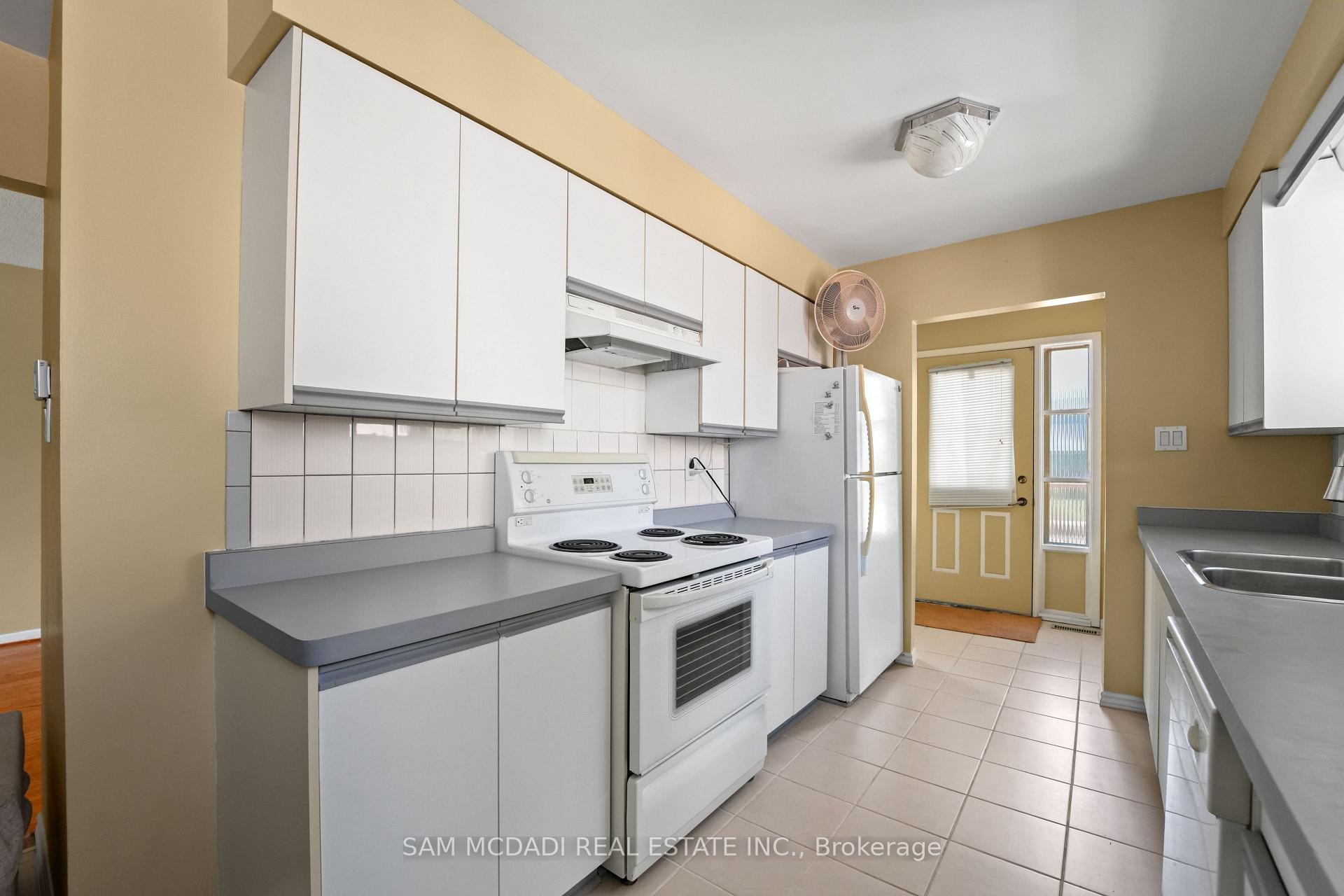 2644 Altadena Court