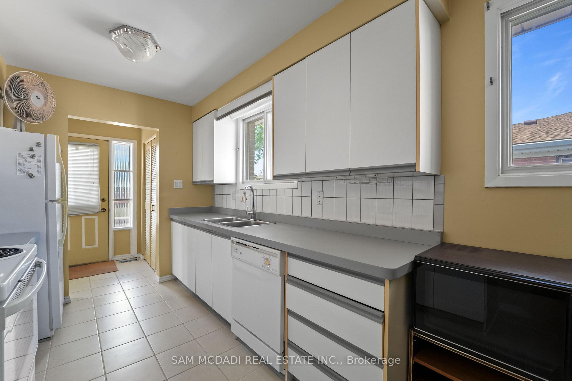 2644 Altadena Court