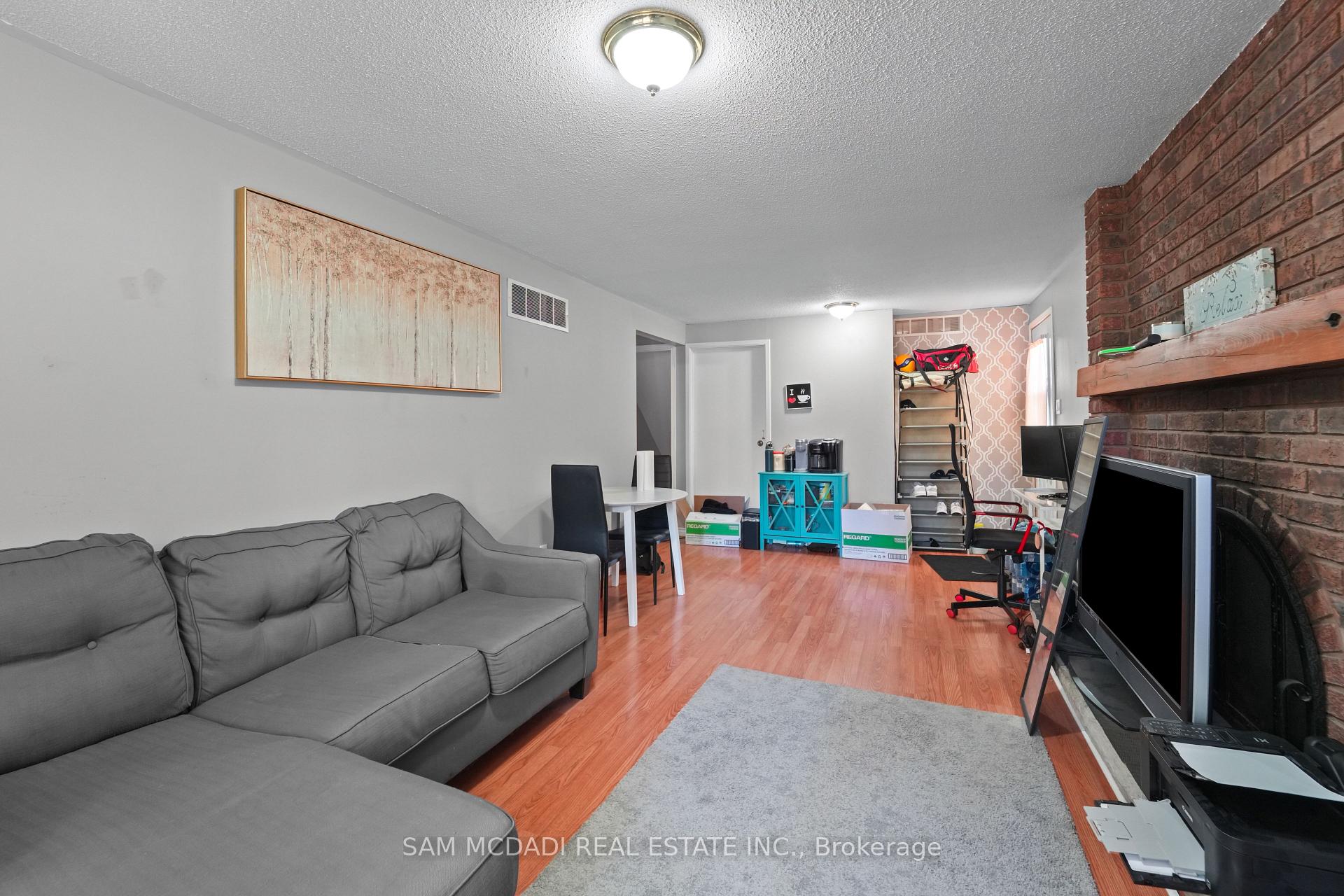 2644 Altadena Court