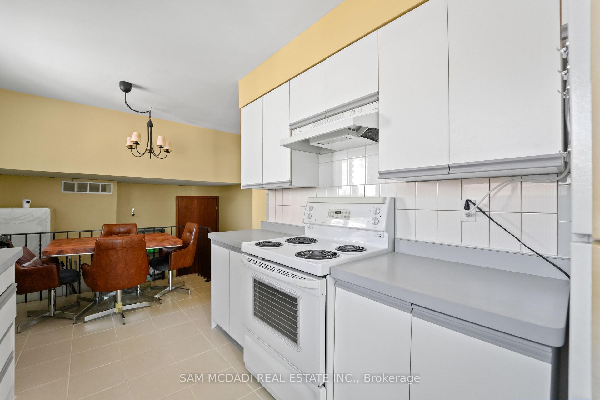 2644 Altadena Court