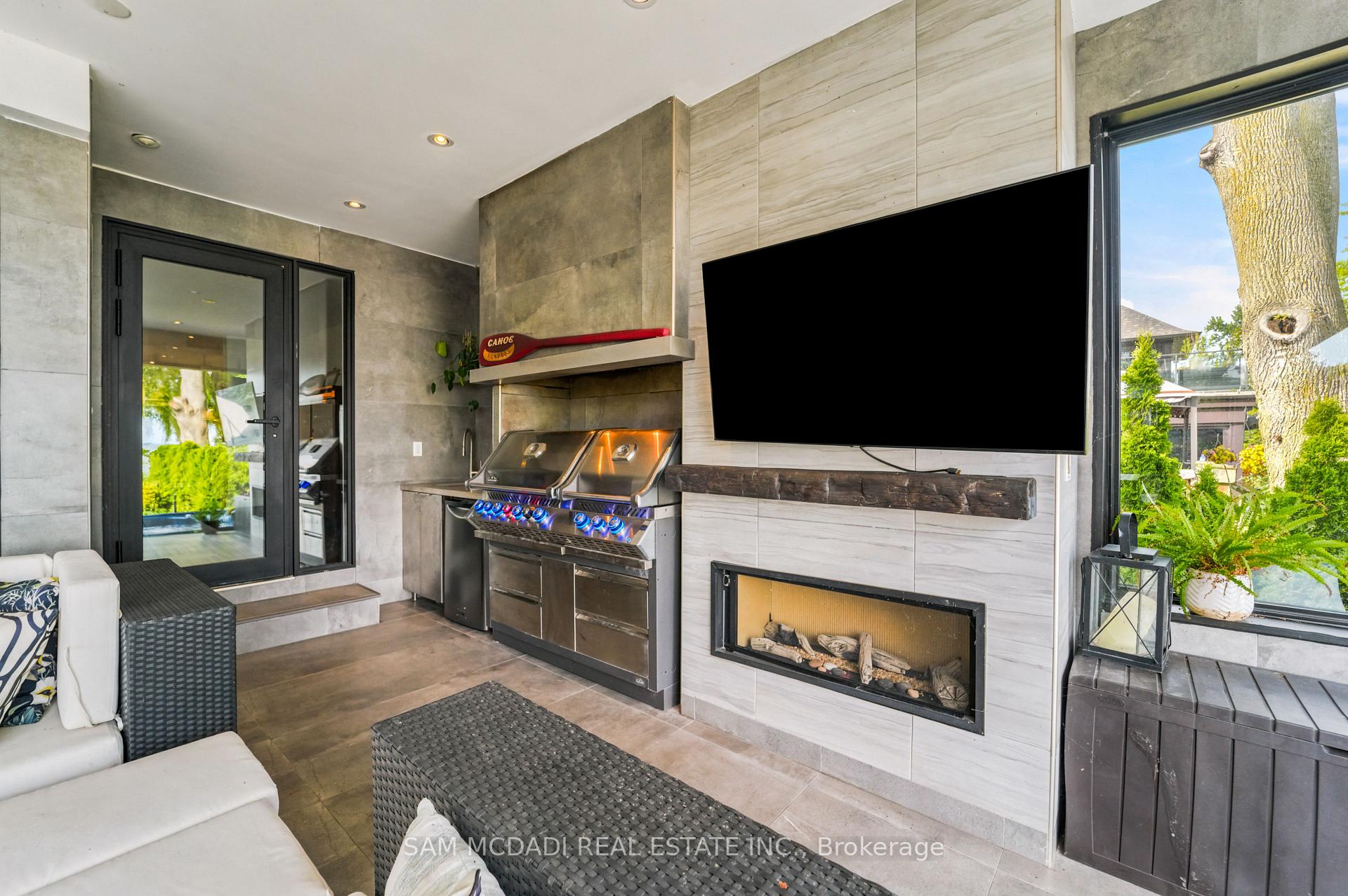 102 Cumberland Drive