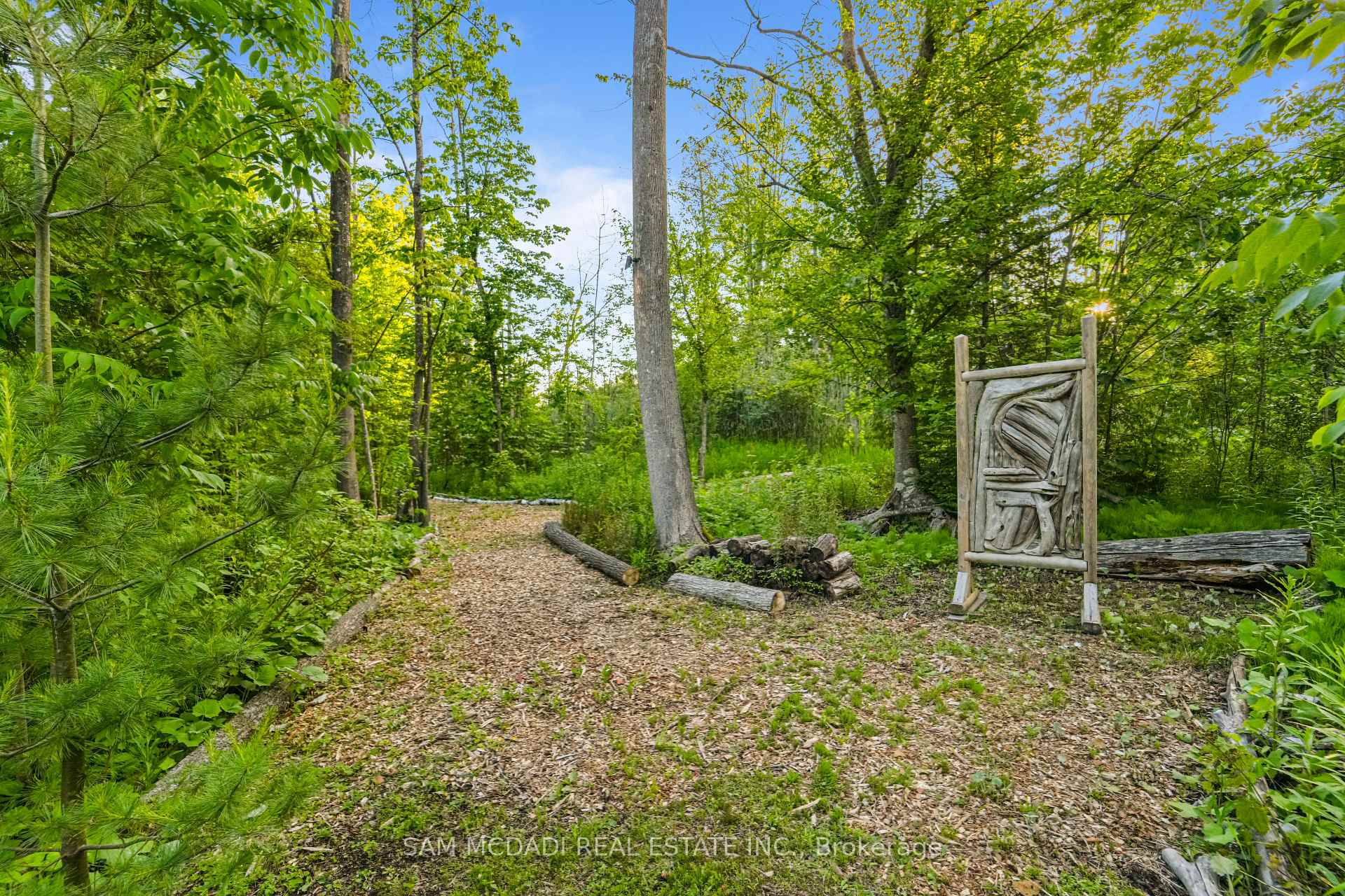 2814 Forks Of The Credit Road