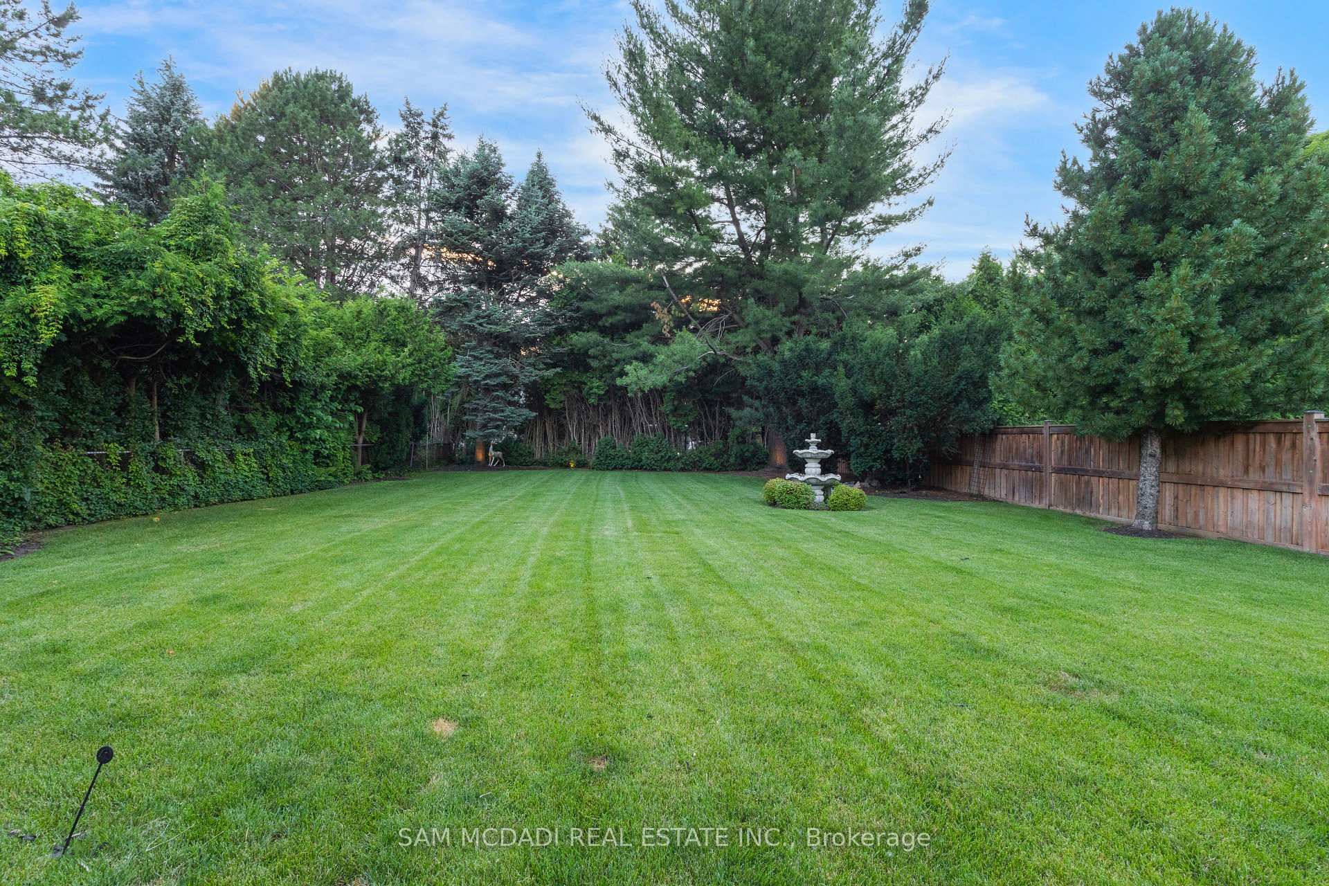 807 Indian Road