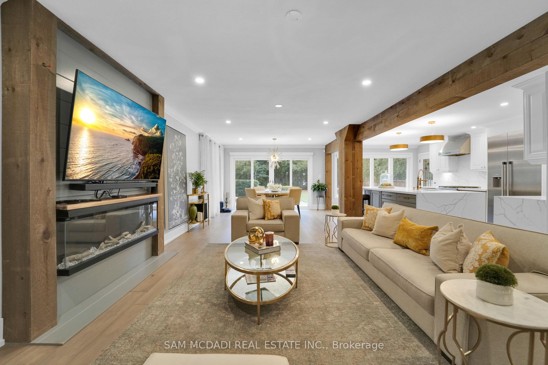 807 Indian Road