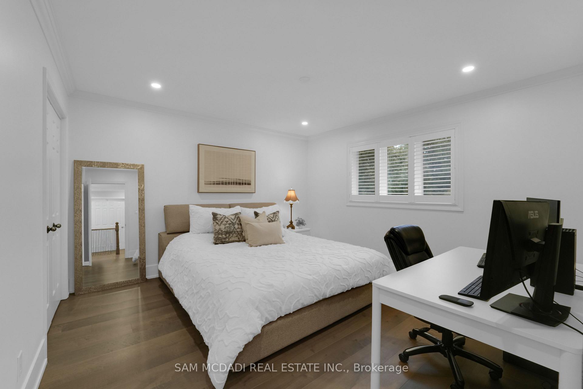 807 Indian Road