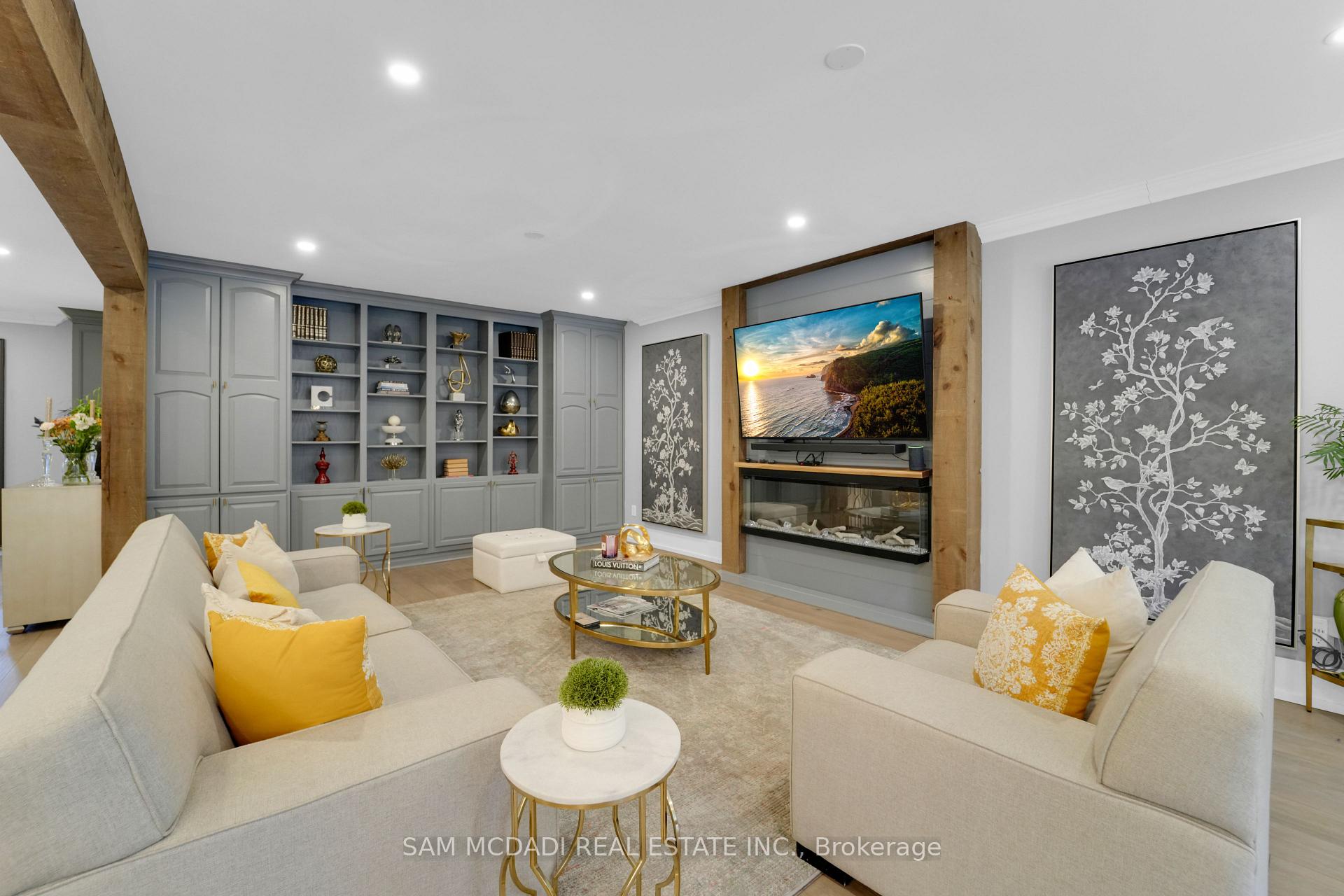 807 Indian Road