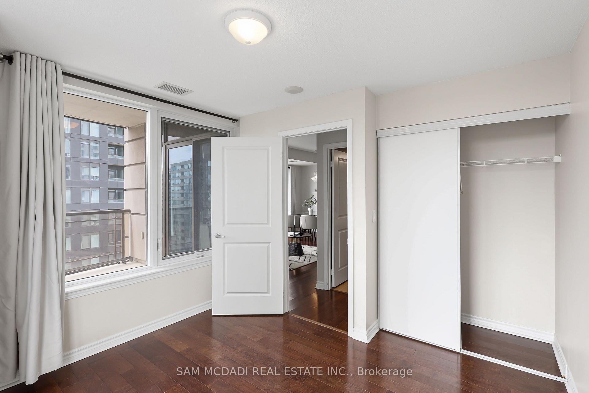 385 Prince Of Wales Drive 1611