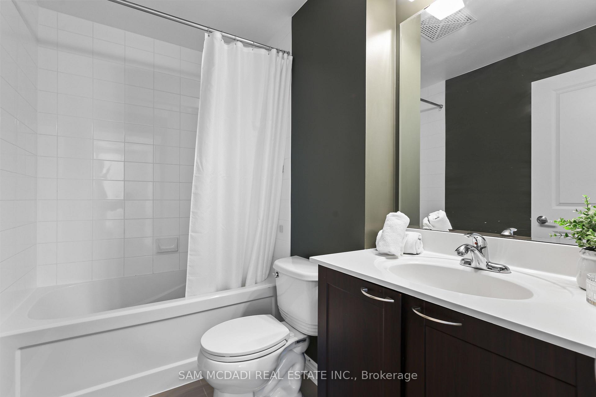 385 Prince Of Wales Drive 1611