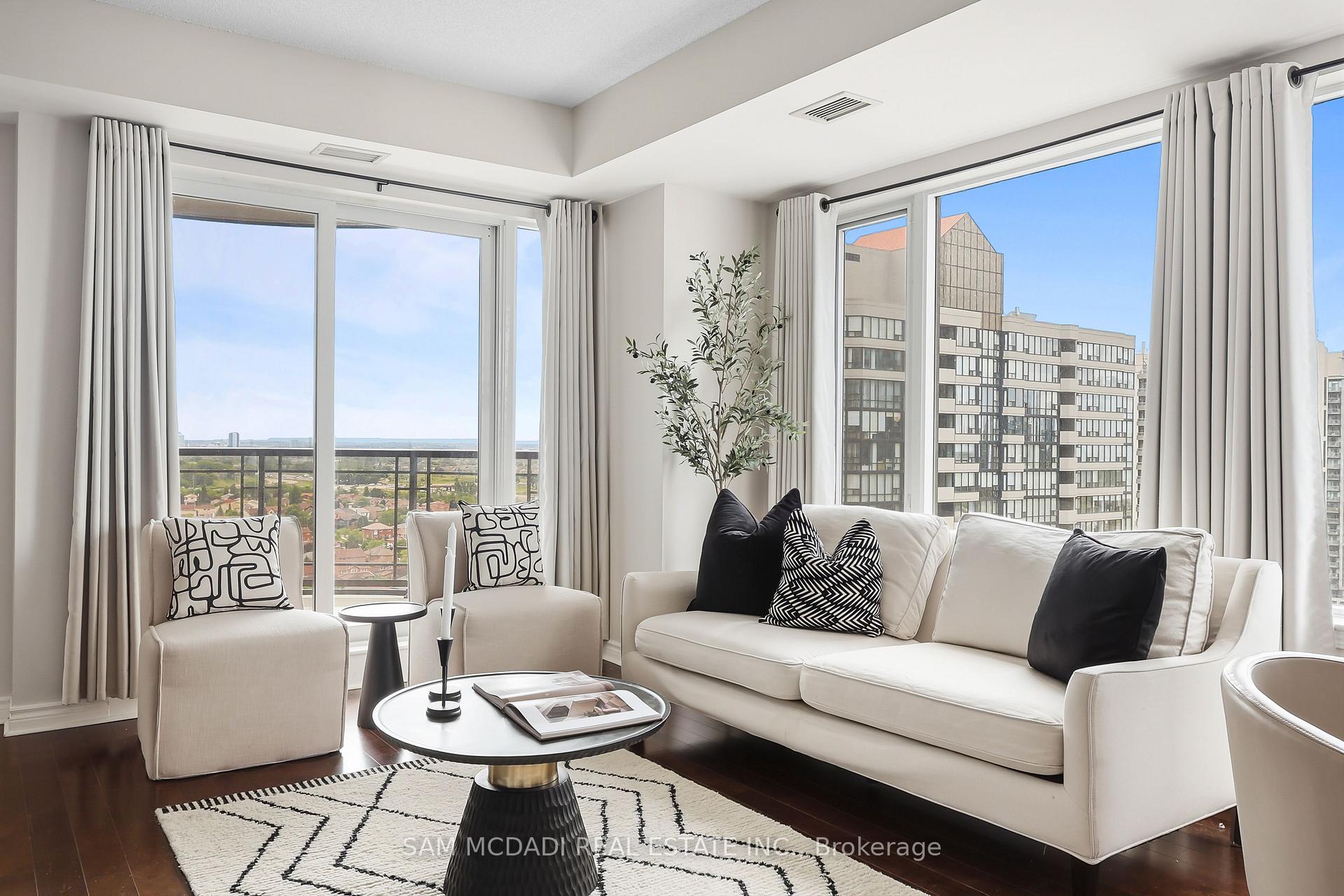 385 Prince Of Wales Drive 1611