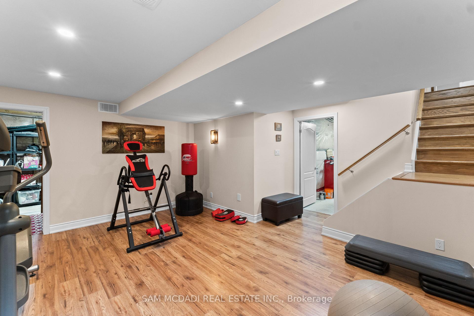 899 Pickersgill Crescent