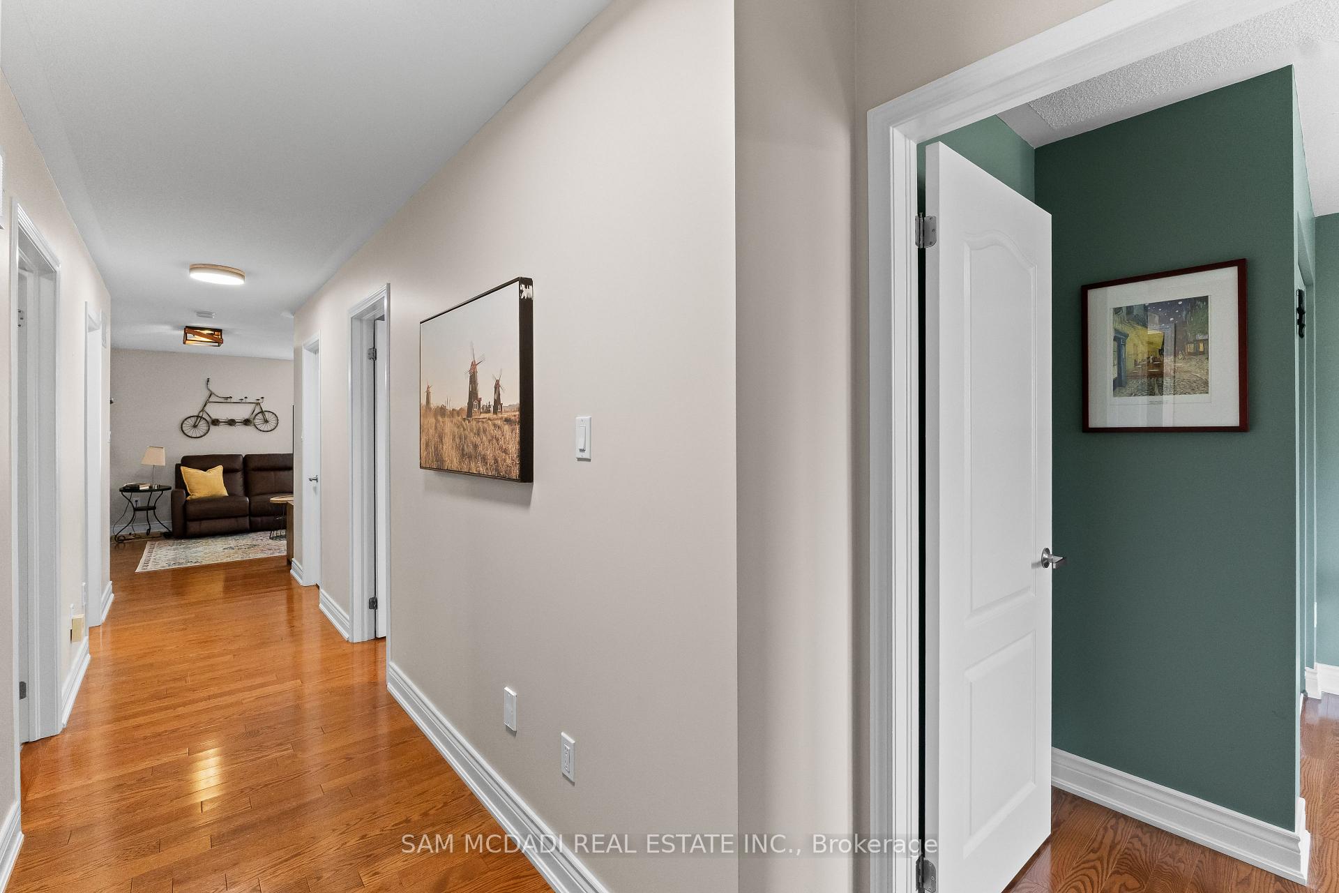899 Pickersgill Crescent