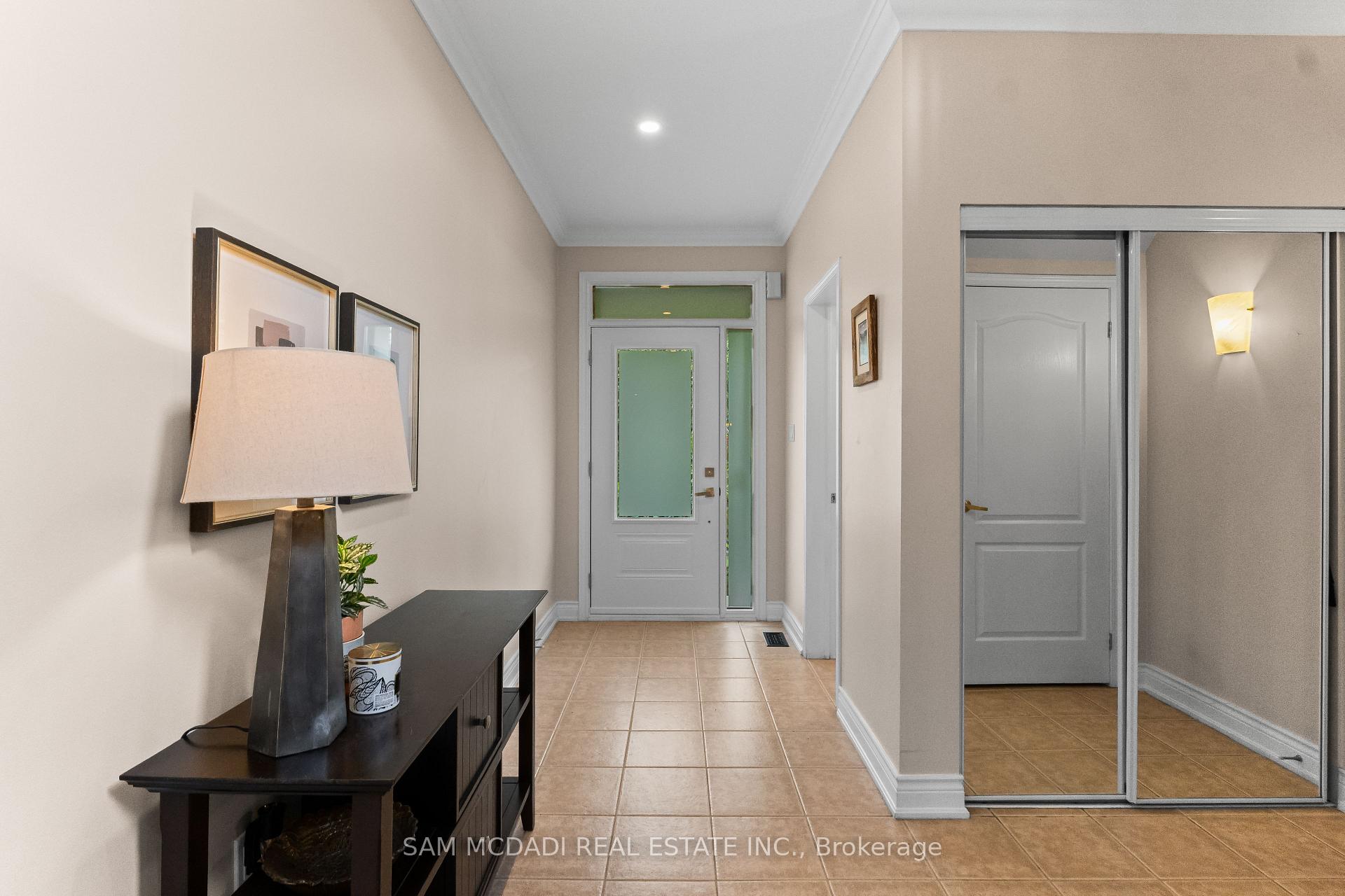 899 Pickersgill Crescent