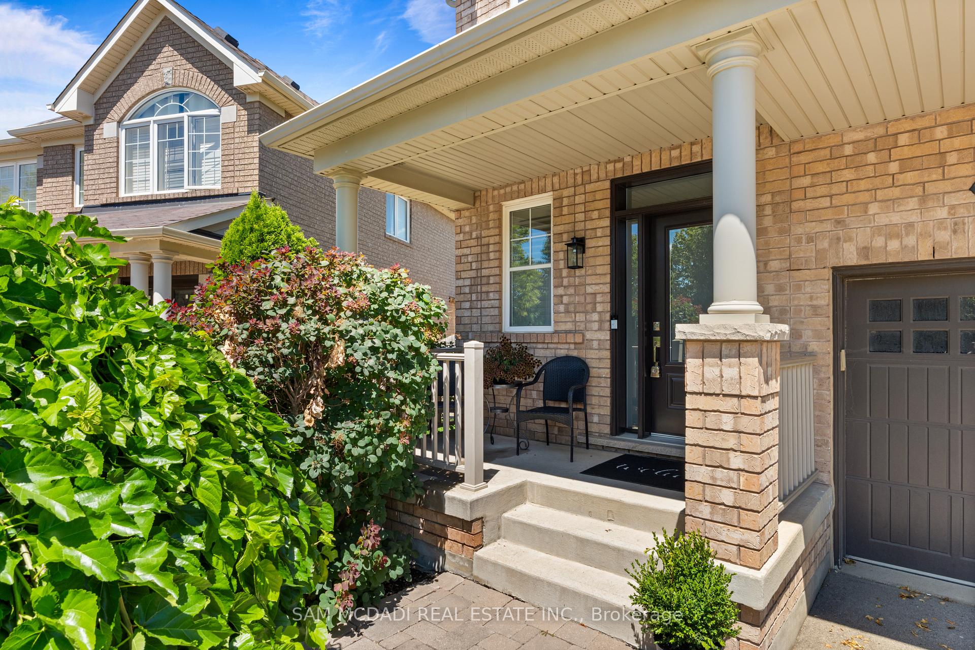 899 Pickersgill Crescent