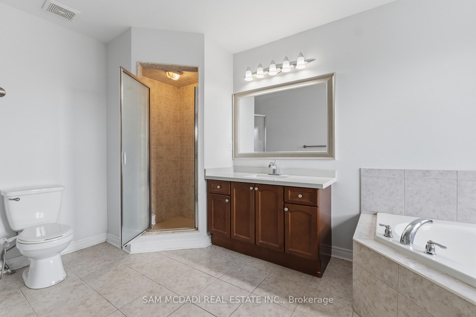 5604 Doctor Peddle Crescent