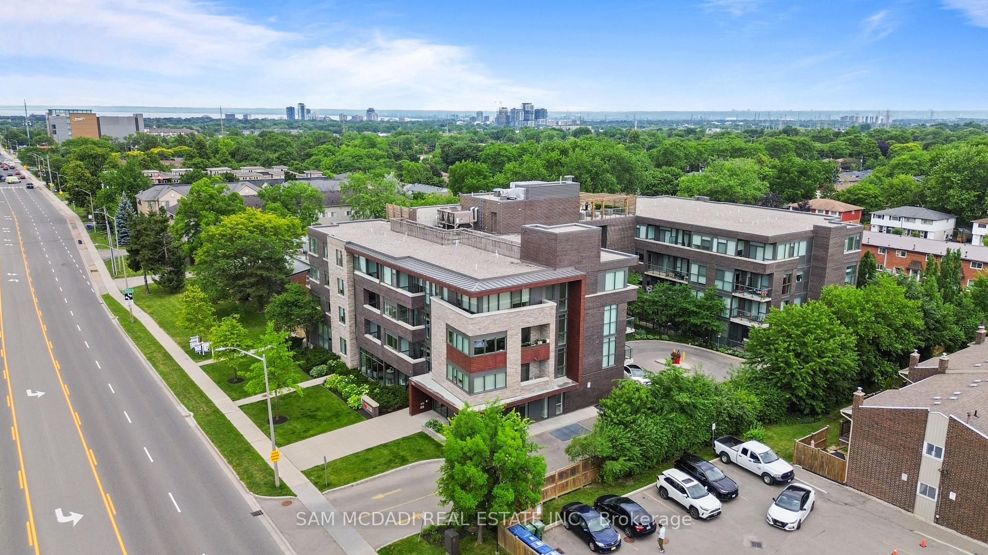 1284 Guelph Line #115