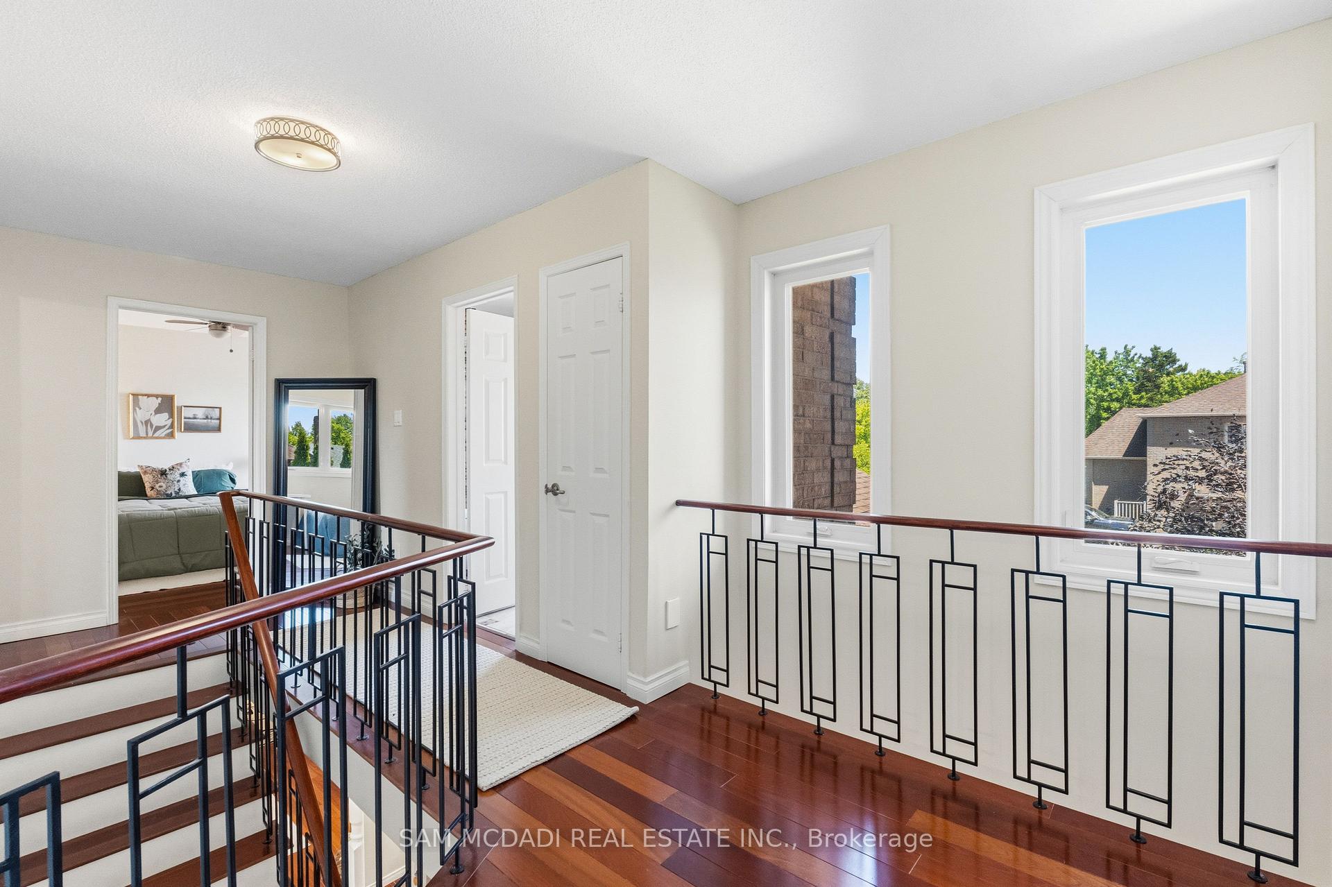 6643 Mockingbird Lane