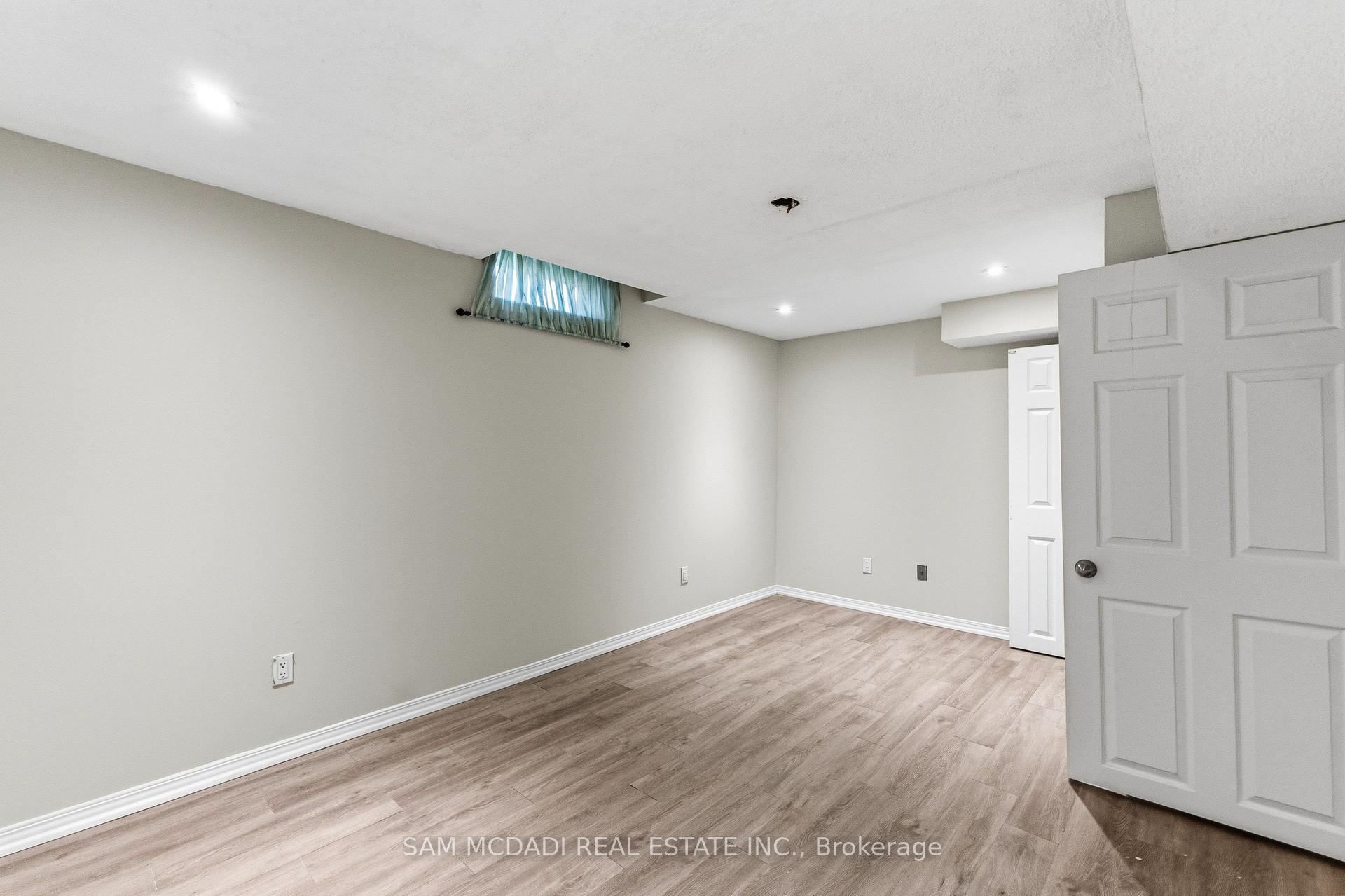 6643 Mockingbird Lane