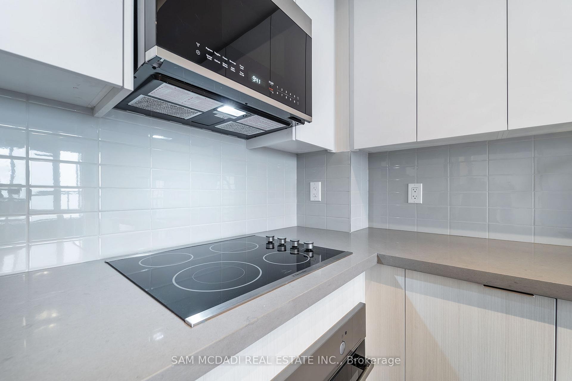 297 Oak Walk Drive 1102