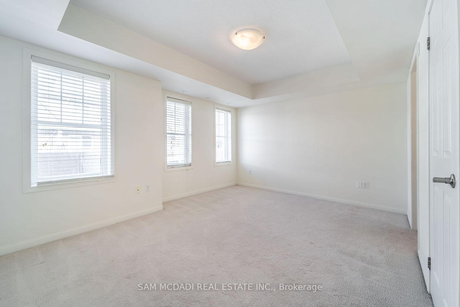 639 Dundas Street W 2