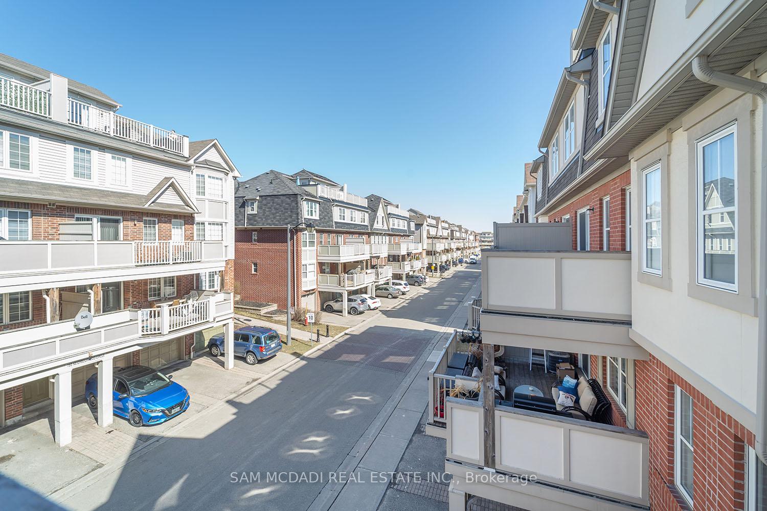 639 Dundas Street W 2